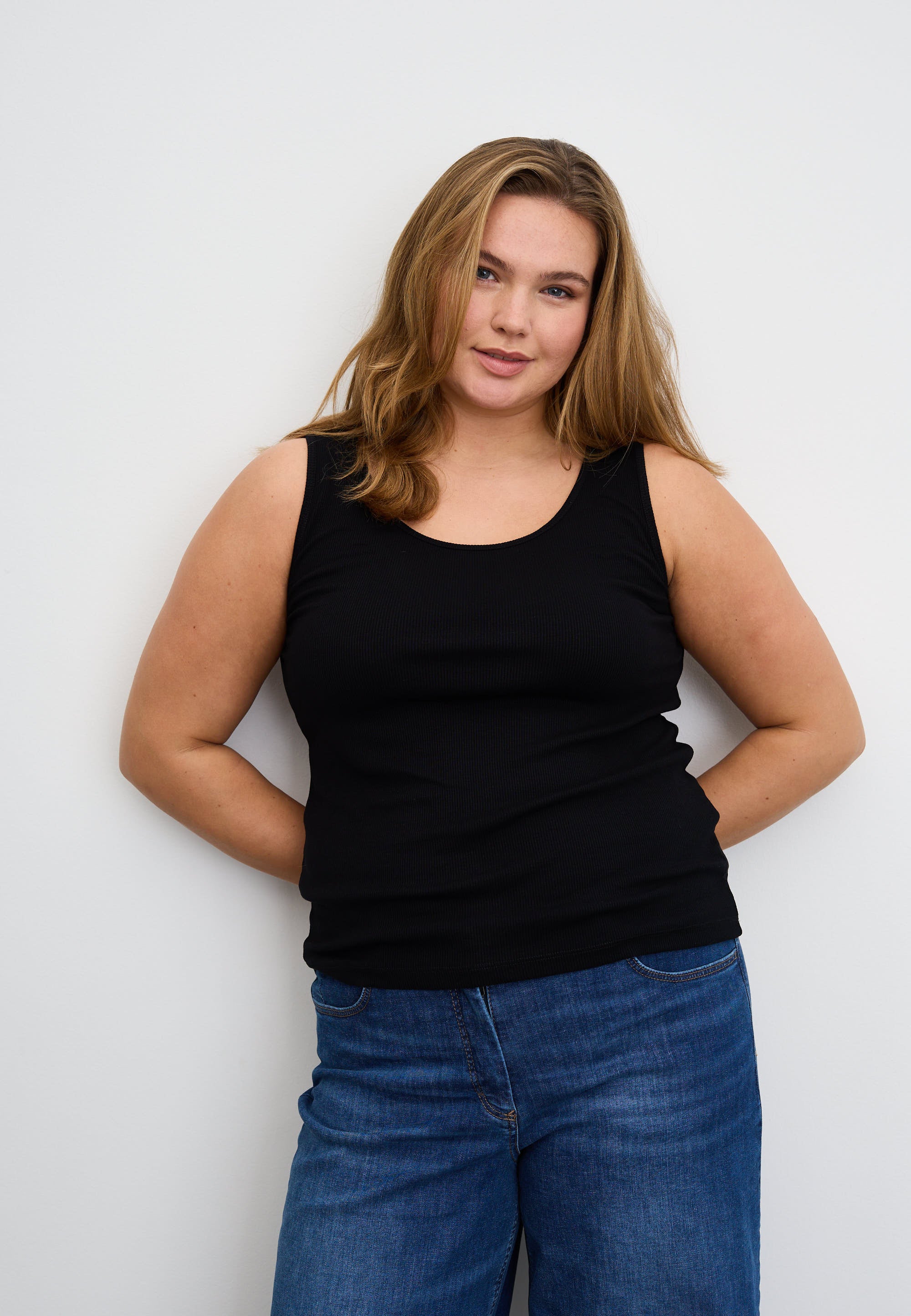 LAURIE Alberte Tank Top Tops 99000 Black