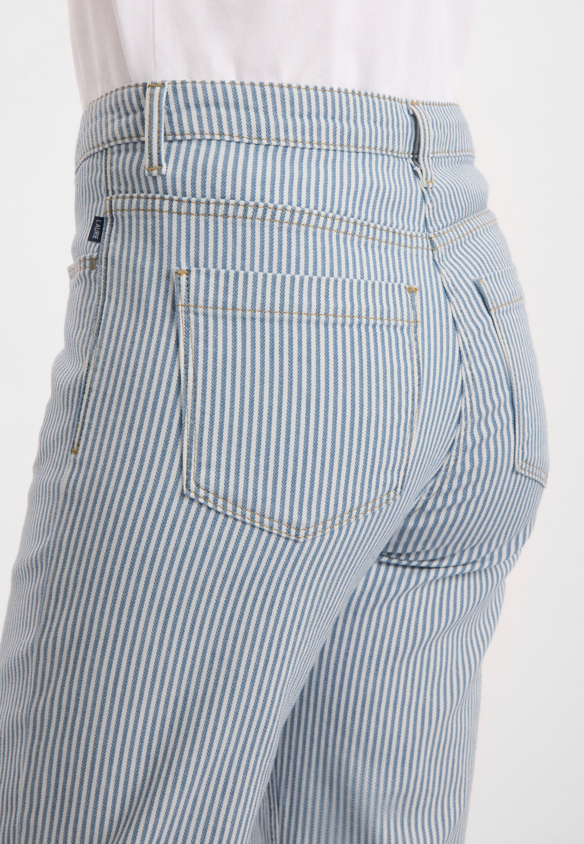LAURIE Amelia Slit Straight CL Straight 10044 White blue stripe