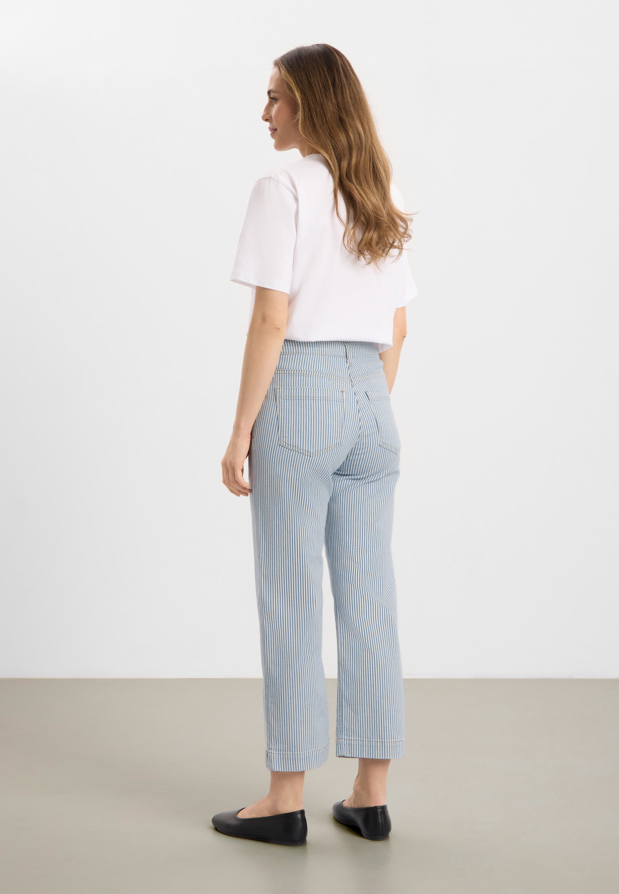 LAURIE Amelia Slit Straight Cropped Straight 10044 White blue stripe
