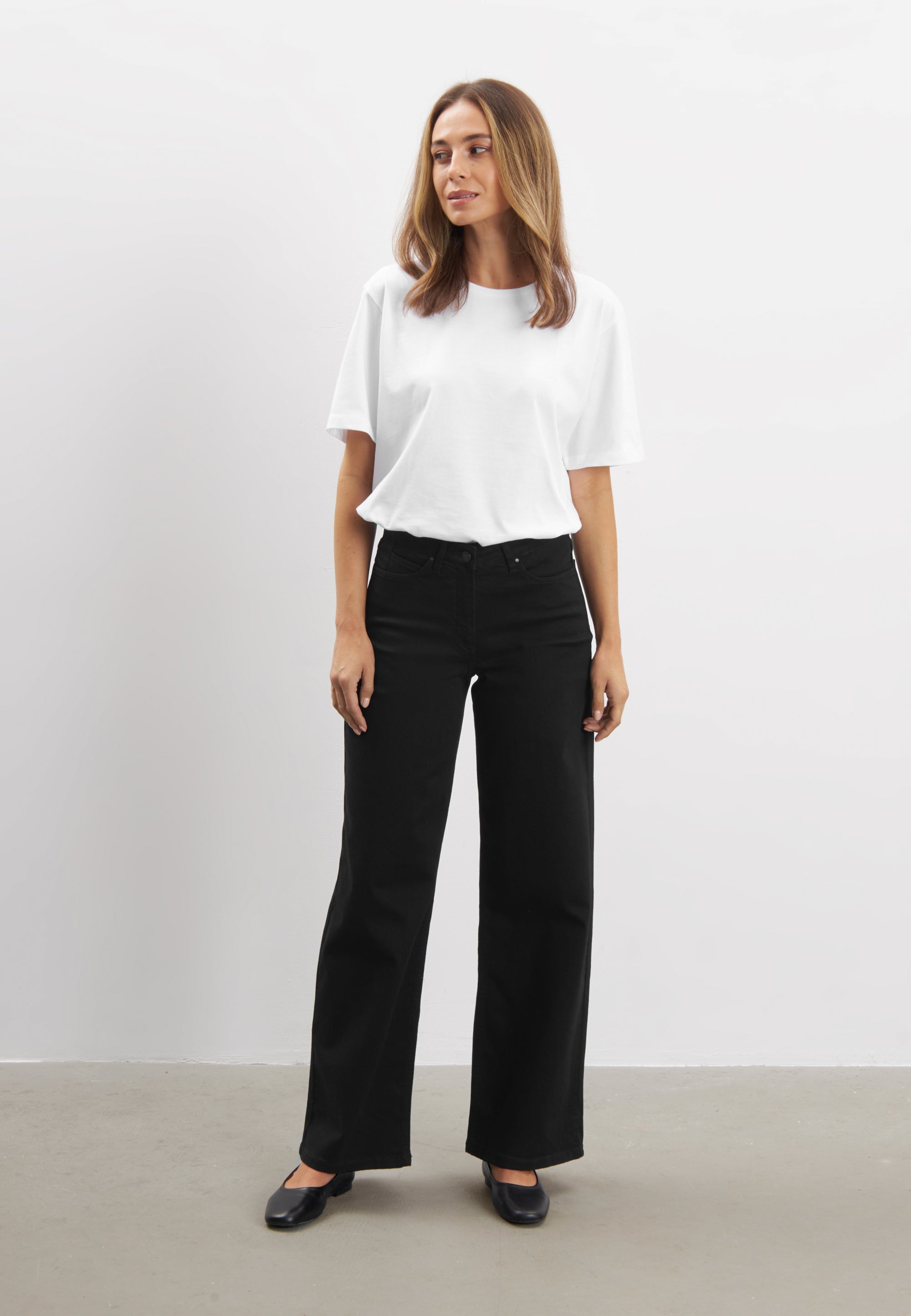 LAURIE Carol Loose - Medium Length Loose 99900 Black Denim