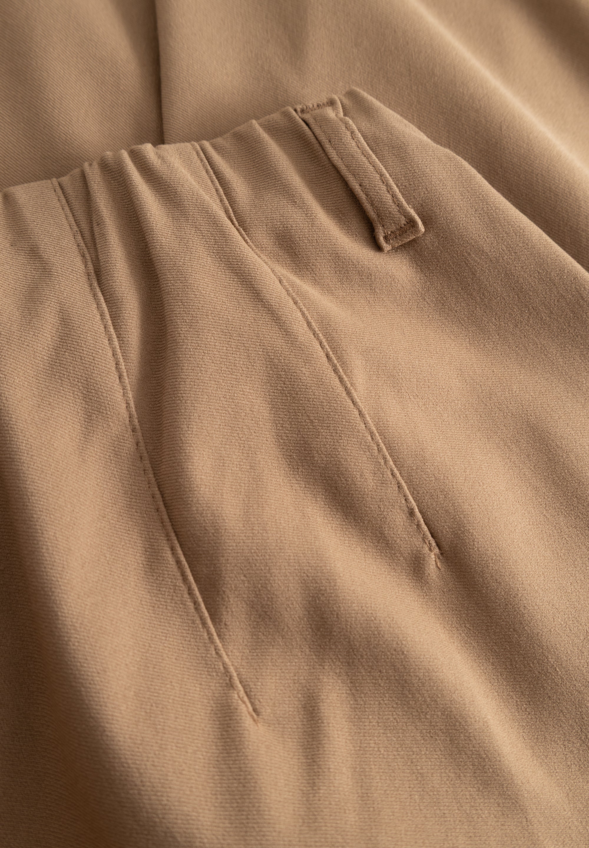 LAURIE Donna Loose - Medium Length Loose 86100 Nougat