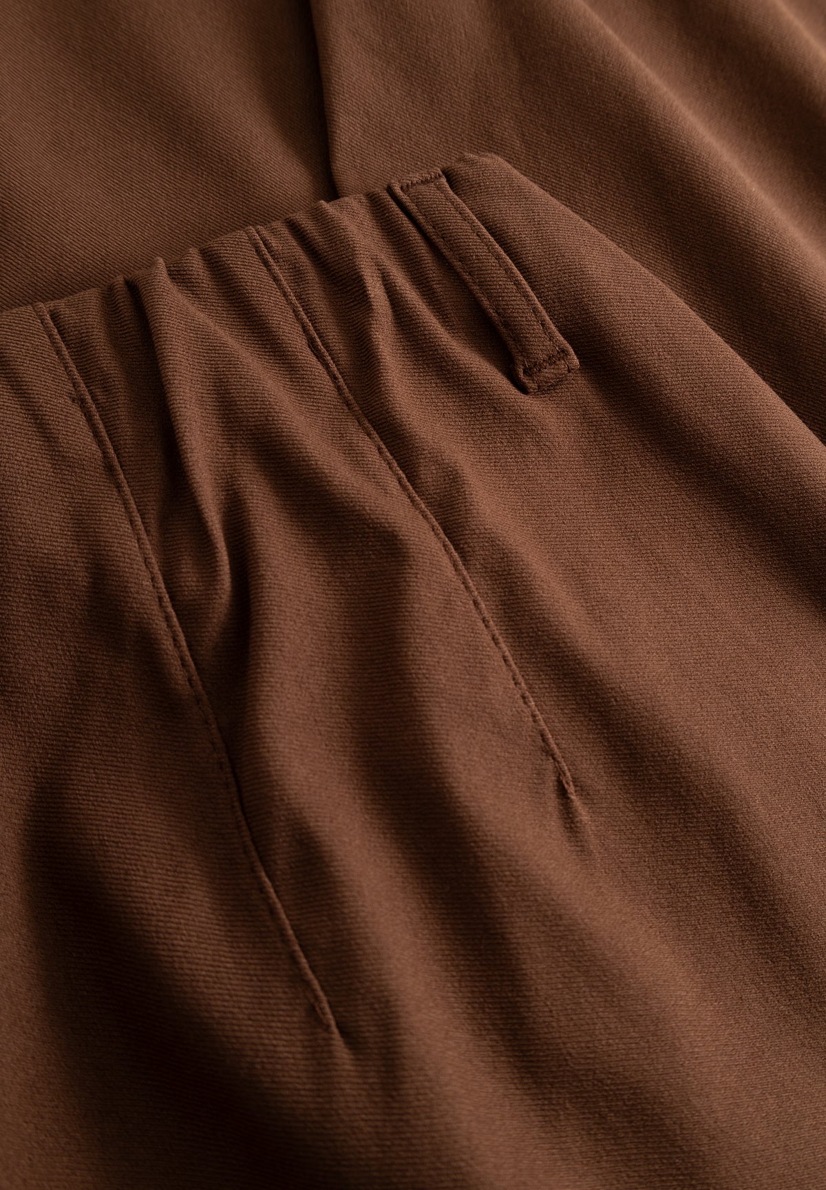 LAURIE Donna Loose - Medium Length Loose 87900 Downtown Brown