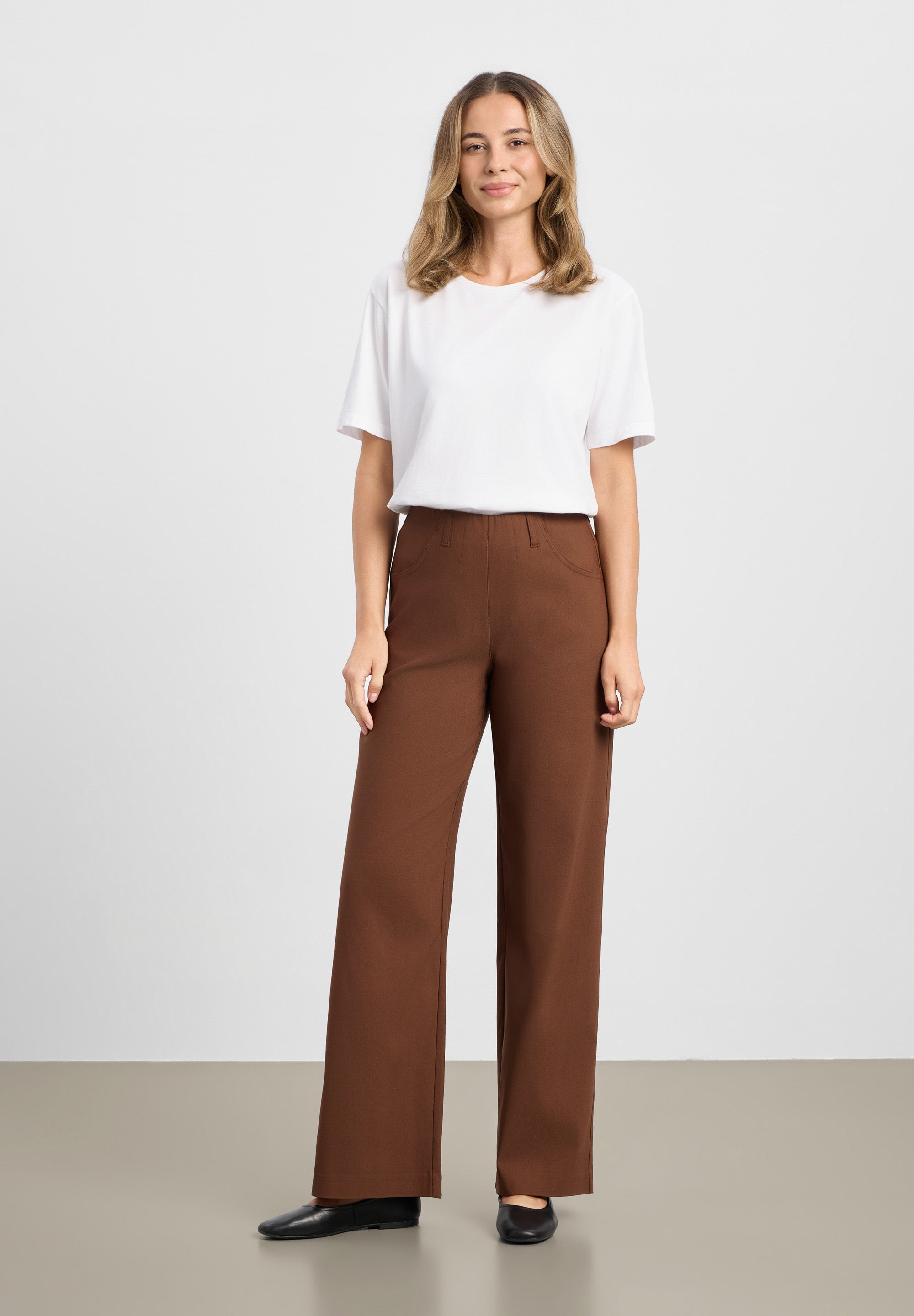 LAURIE Donna Loose - Medium Length Loose 87900 Downtown Brown