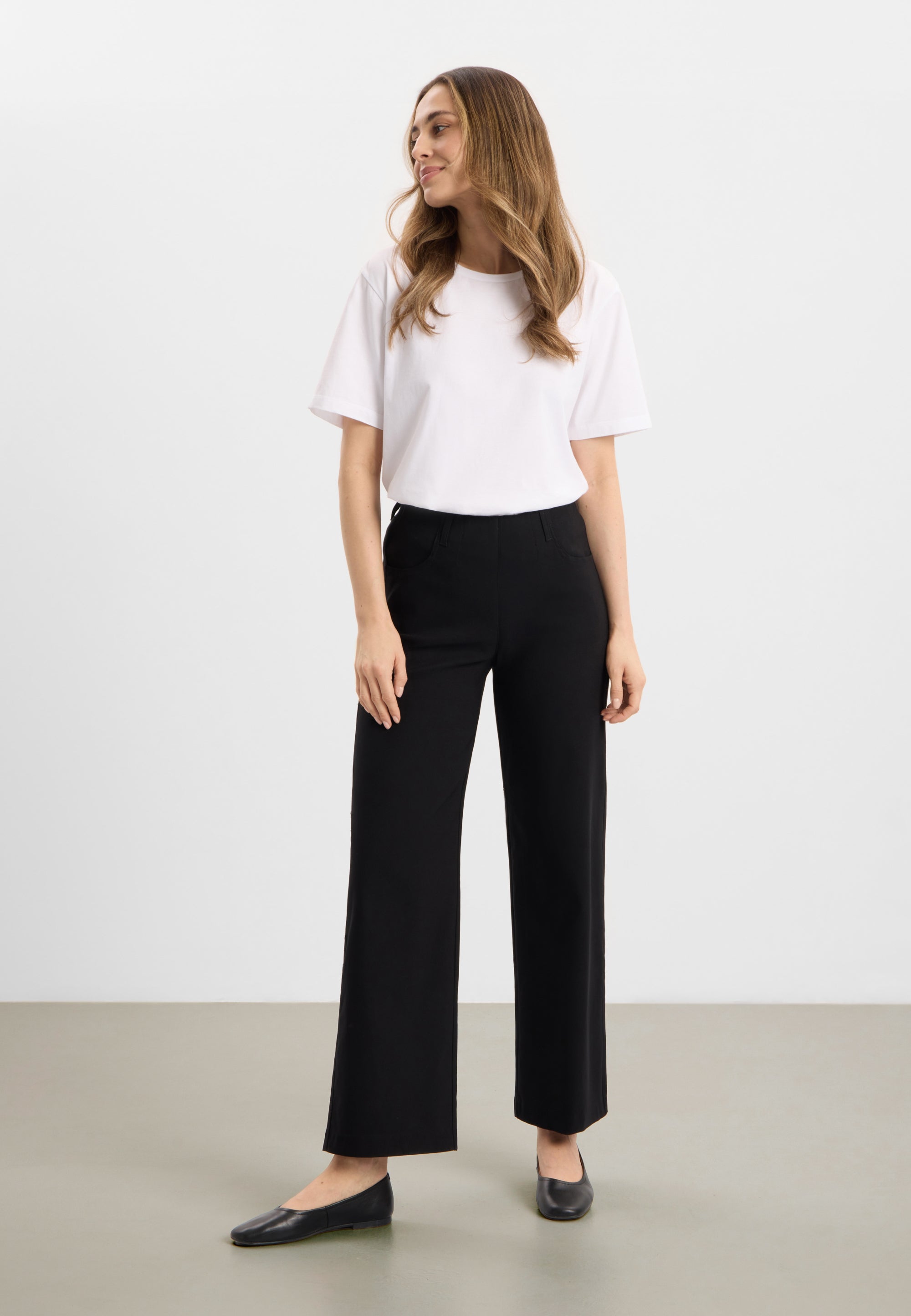 LAURIE Donna Loose - Short Length Loose 99000 Black