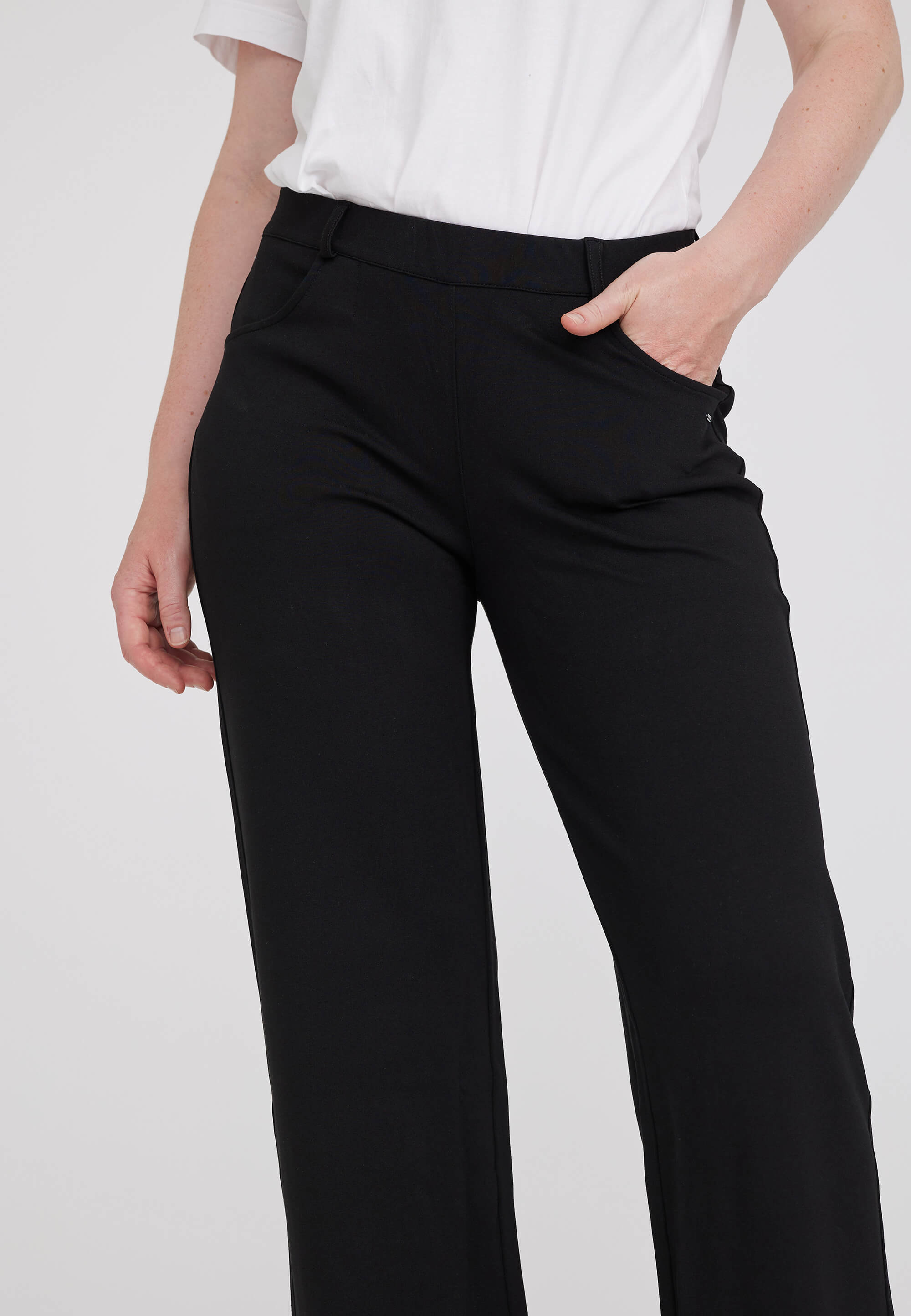 LAURIE Donna Loose Jersey - Medium Length Loose 99147 Black