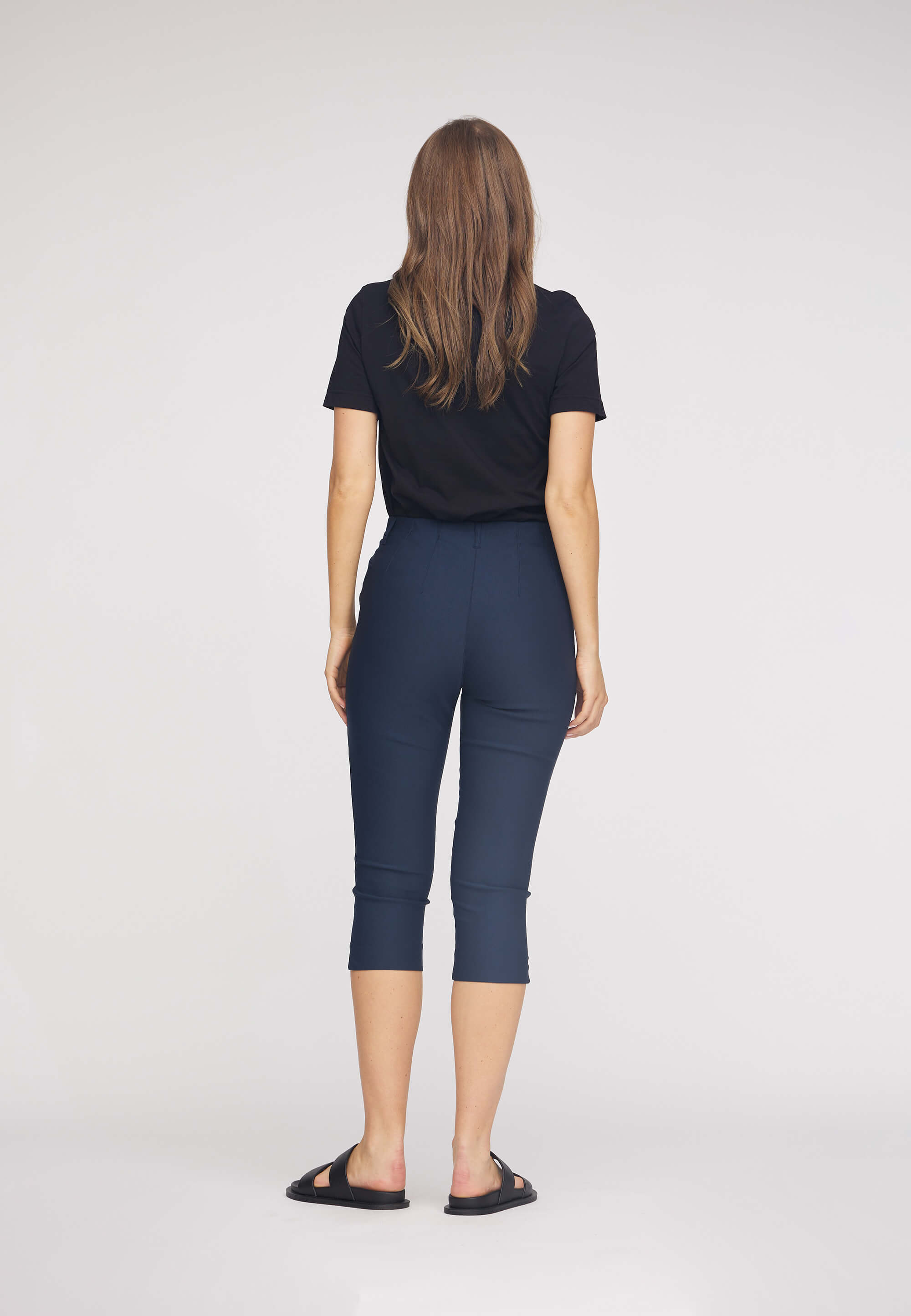 LAURIE Elizabeth Slim Capri Medium Length Slim 49000 Navy