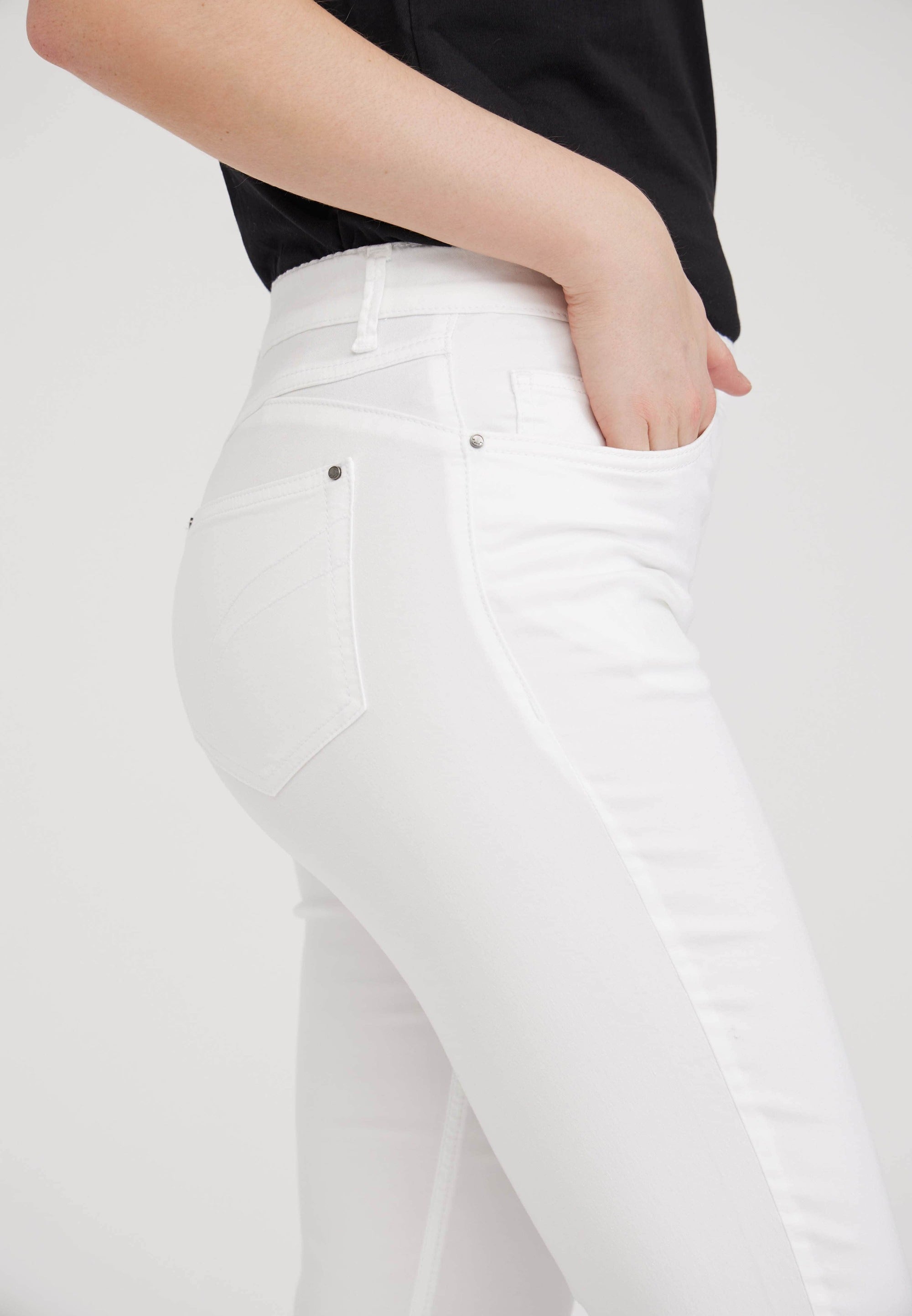 LAURIE Hannah Regular Crop Regular 10122 White