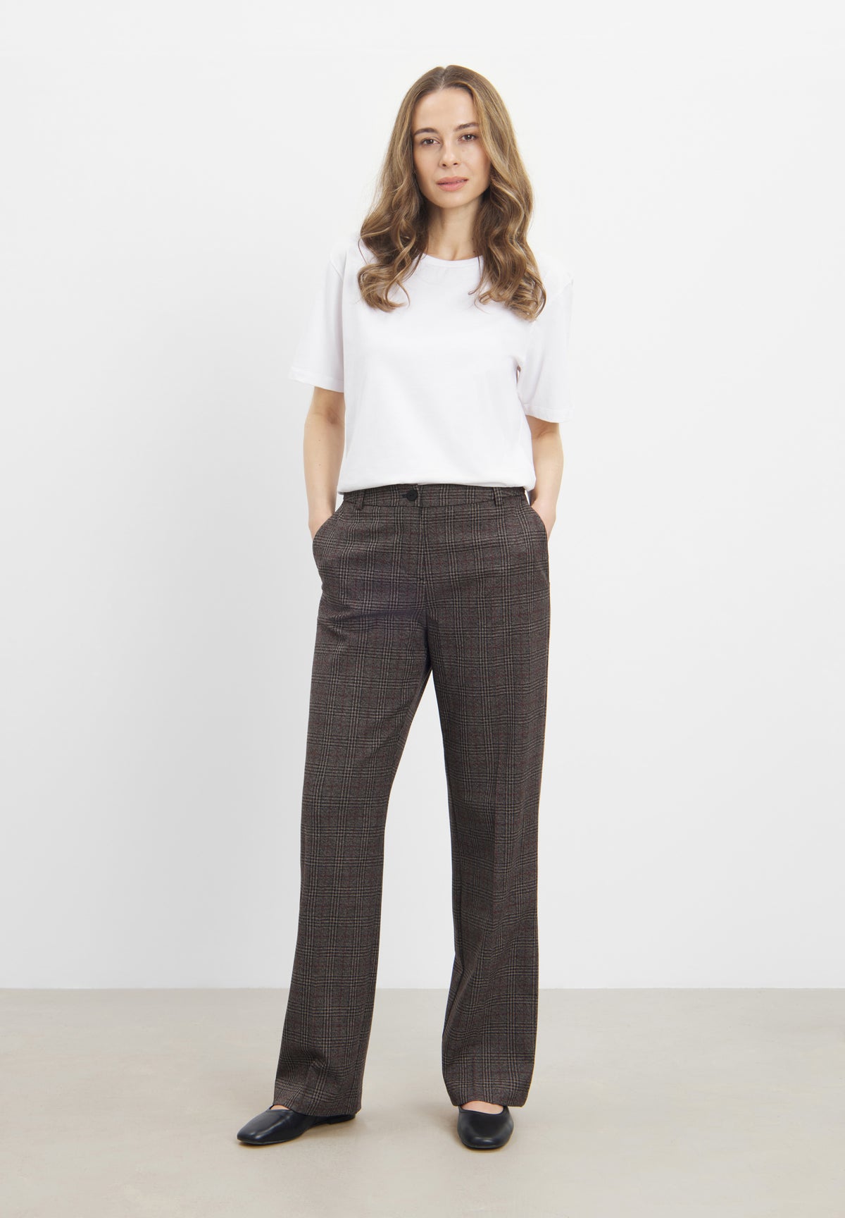 LAURIE Judy Straight - Medium Length Straight 99025 Black Check