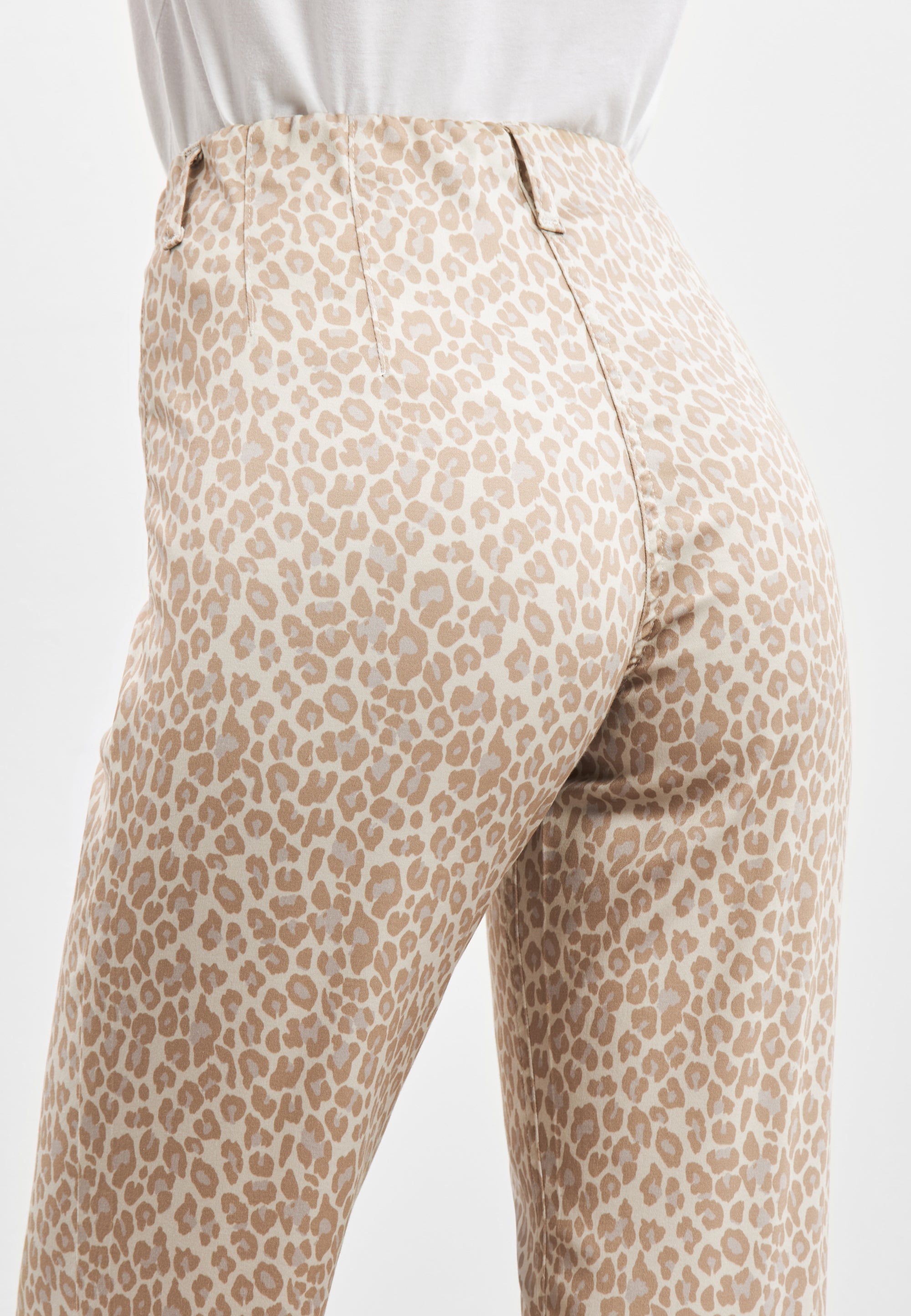 LAURIE Kelly Regular - Medium Length Trousers REGULAR 13036 Birch Leopard