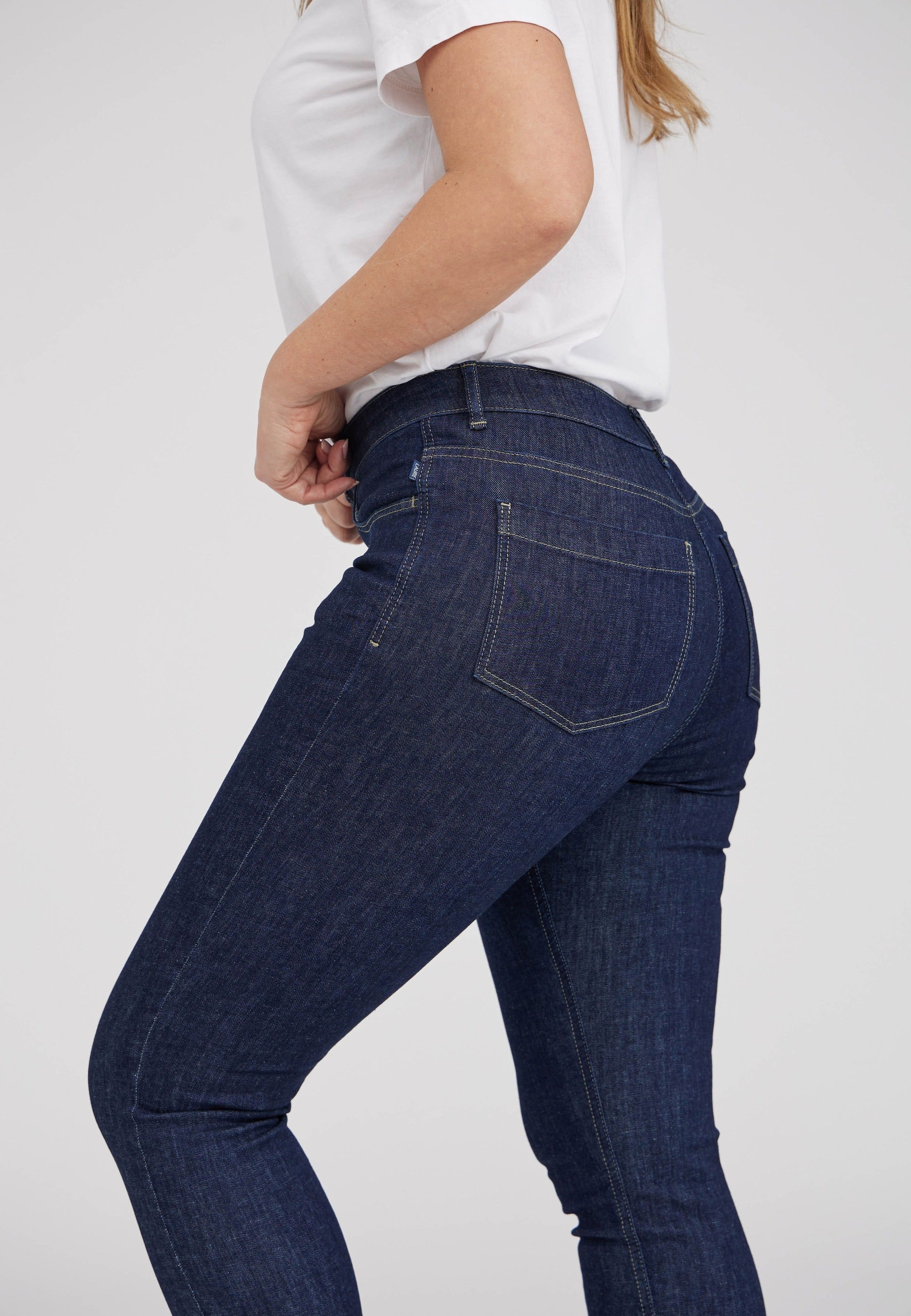 LAURIE Laura Slim - Medium Length Slim 49501 Dark Blue Denim