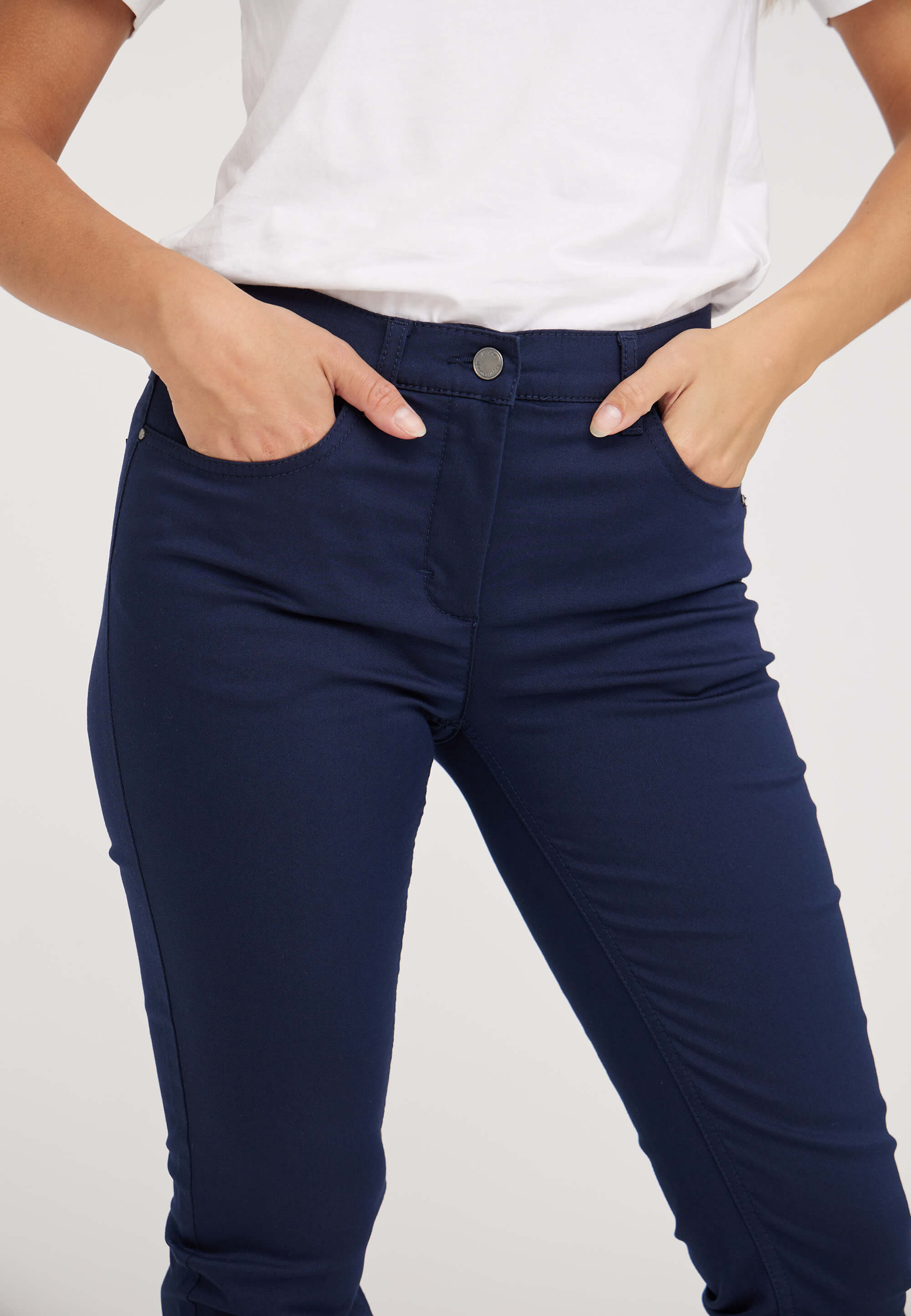 LAURIE Laura Slim - Short Length Slim 49000 Navy