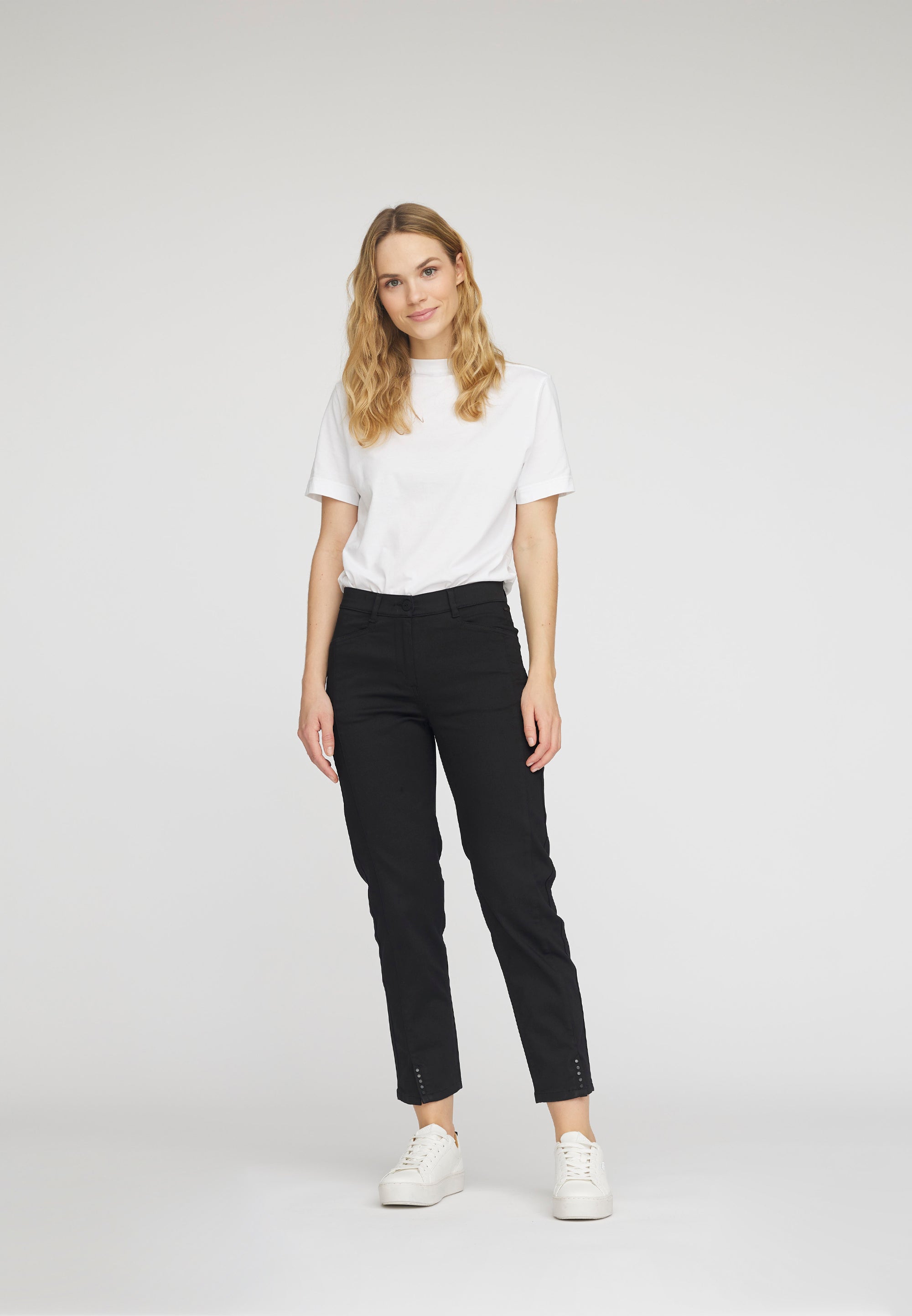 LAURIE Parker Rivet Regular Crop Regular 99000 Black