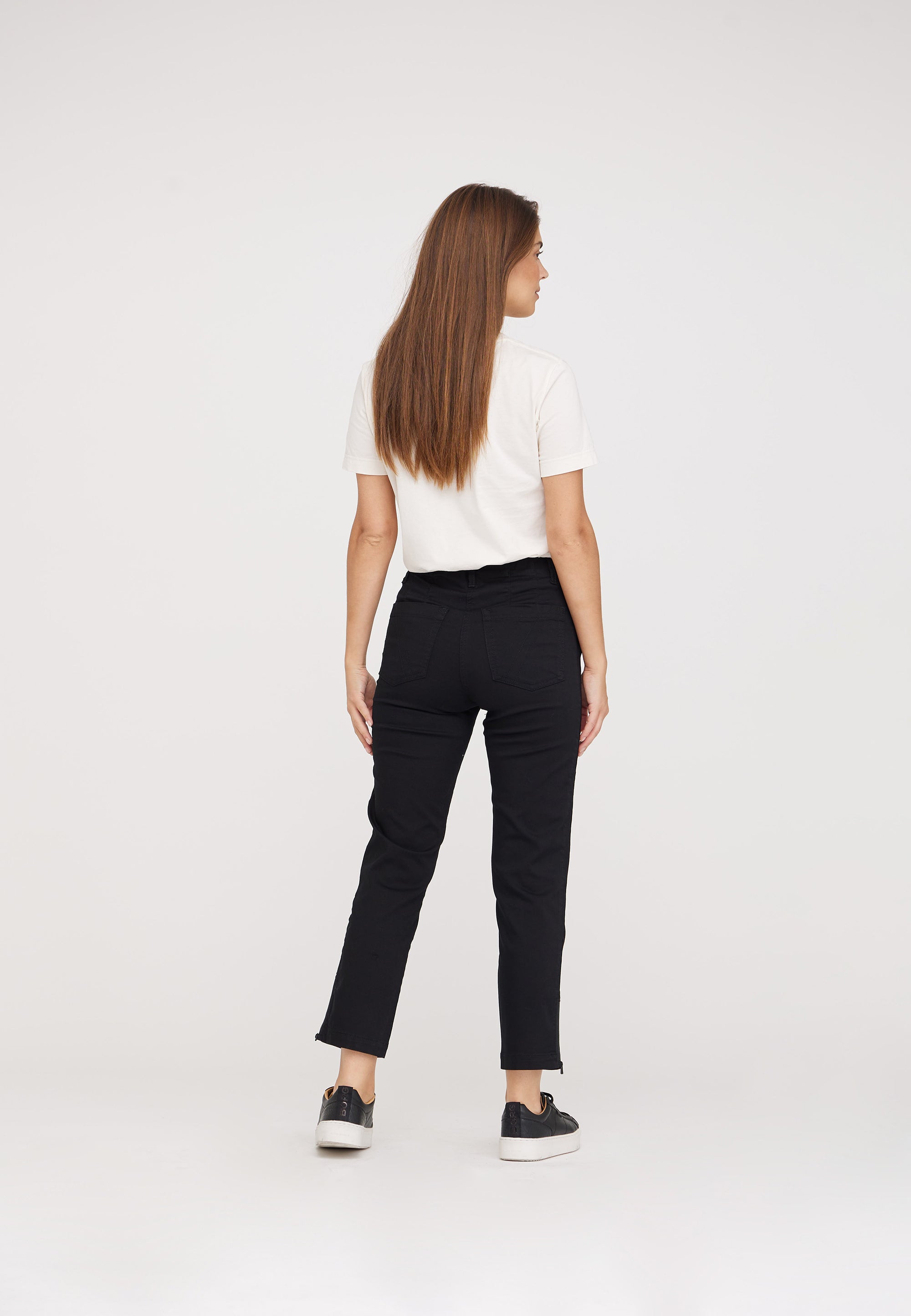 LAURIE Patricia Regular Crop Regular 99000 Black