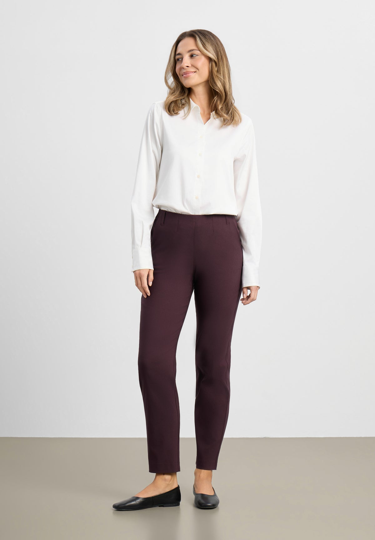 LAURIE Taylor Regular - Short Length Regular 68000 Dark Plum