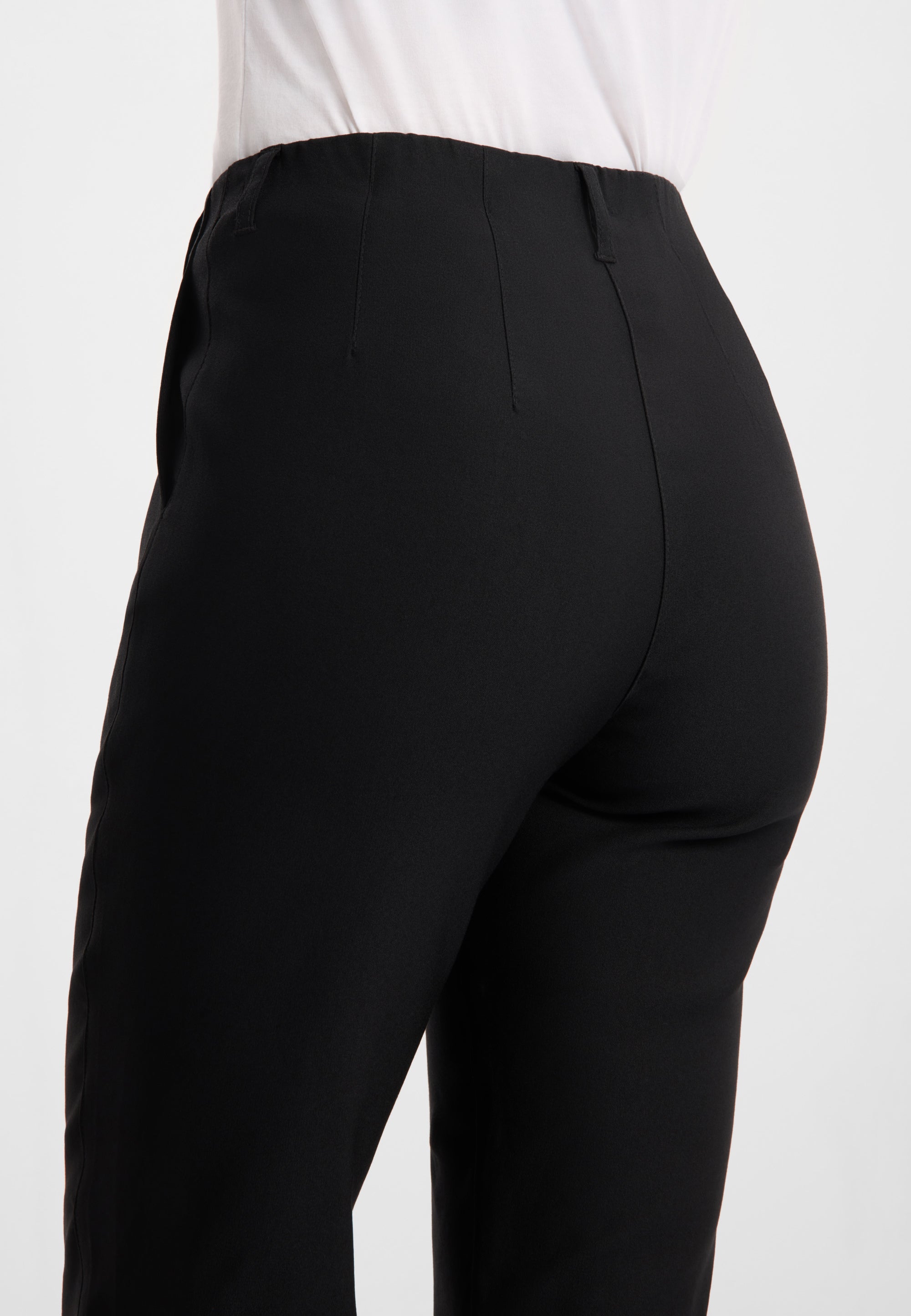 LAURIE Taylor Regular Capri Medium Length Regular 99000 Black