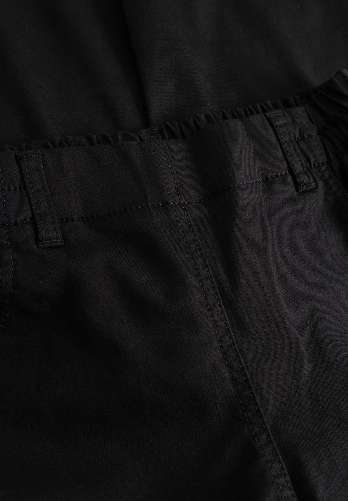 LAURIE Violet Relaxed - Medium Length Relaxed 99000 Black