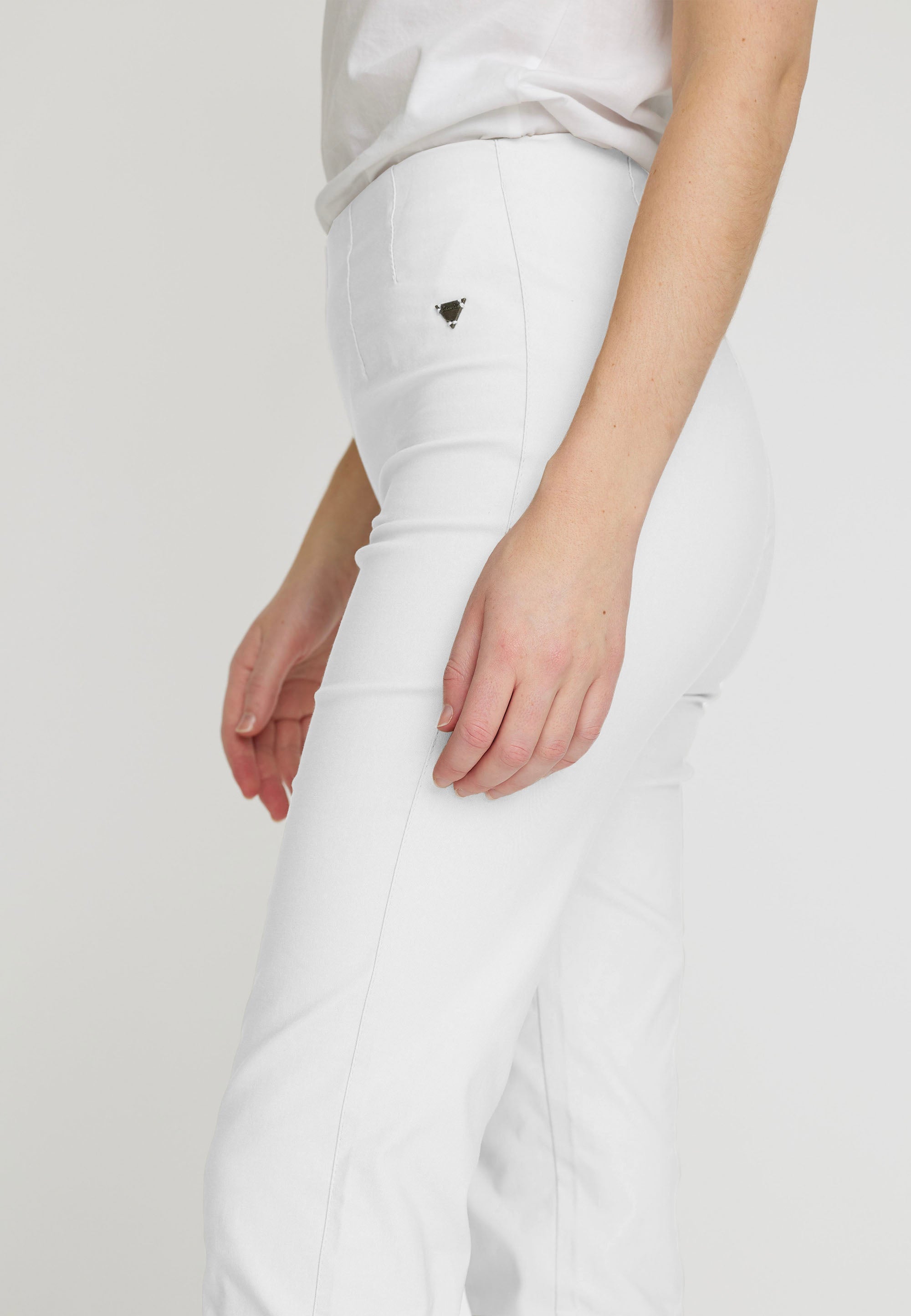 LAURIE Betty Regular - Medium Length Regular 10970 White