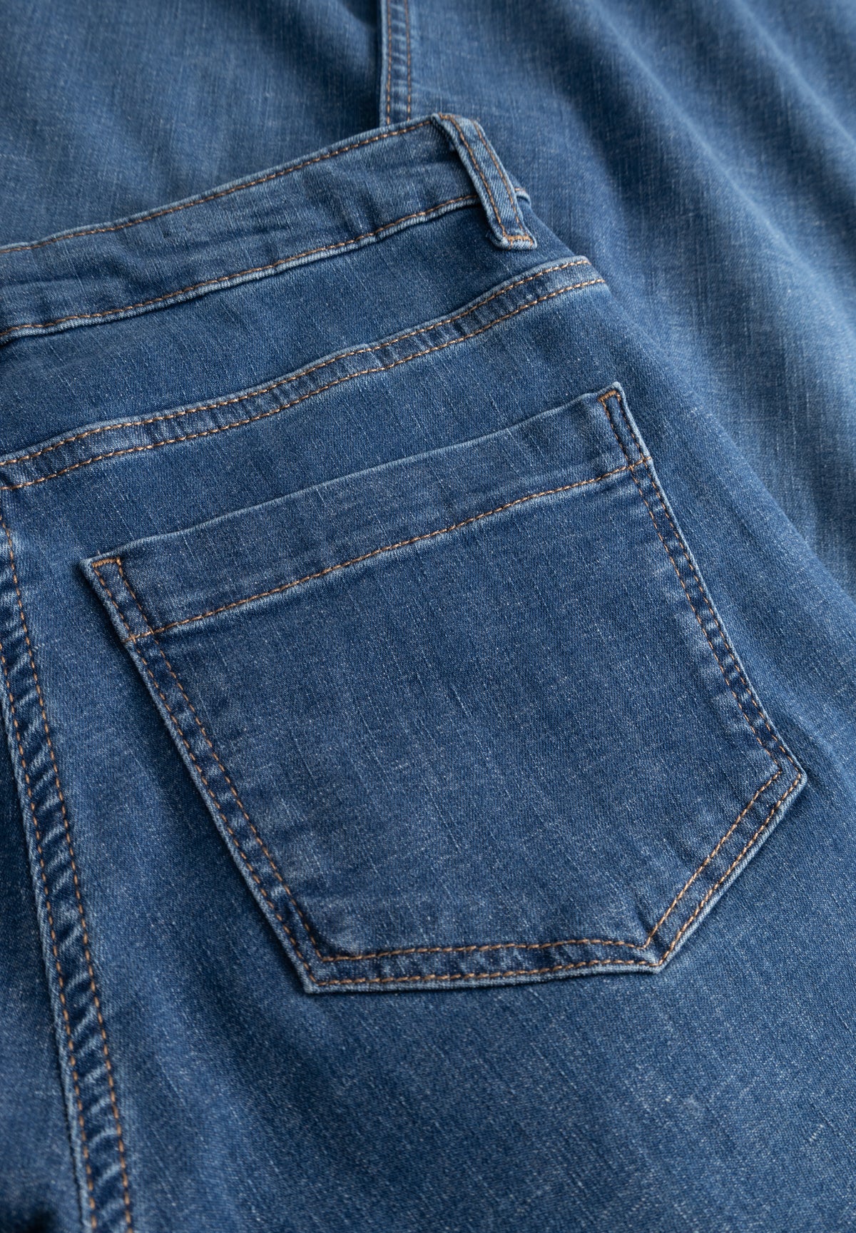 LAURIE Carol Loose - Medium Length Loose 49399 Washed Blue Denim