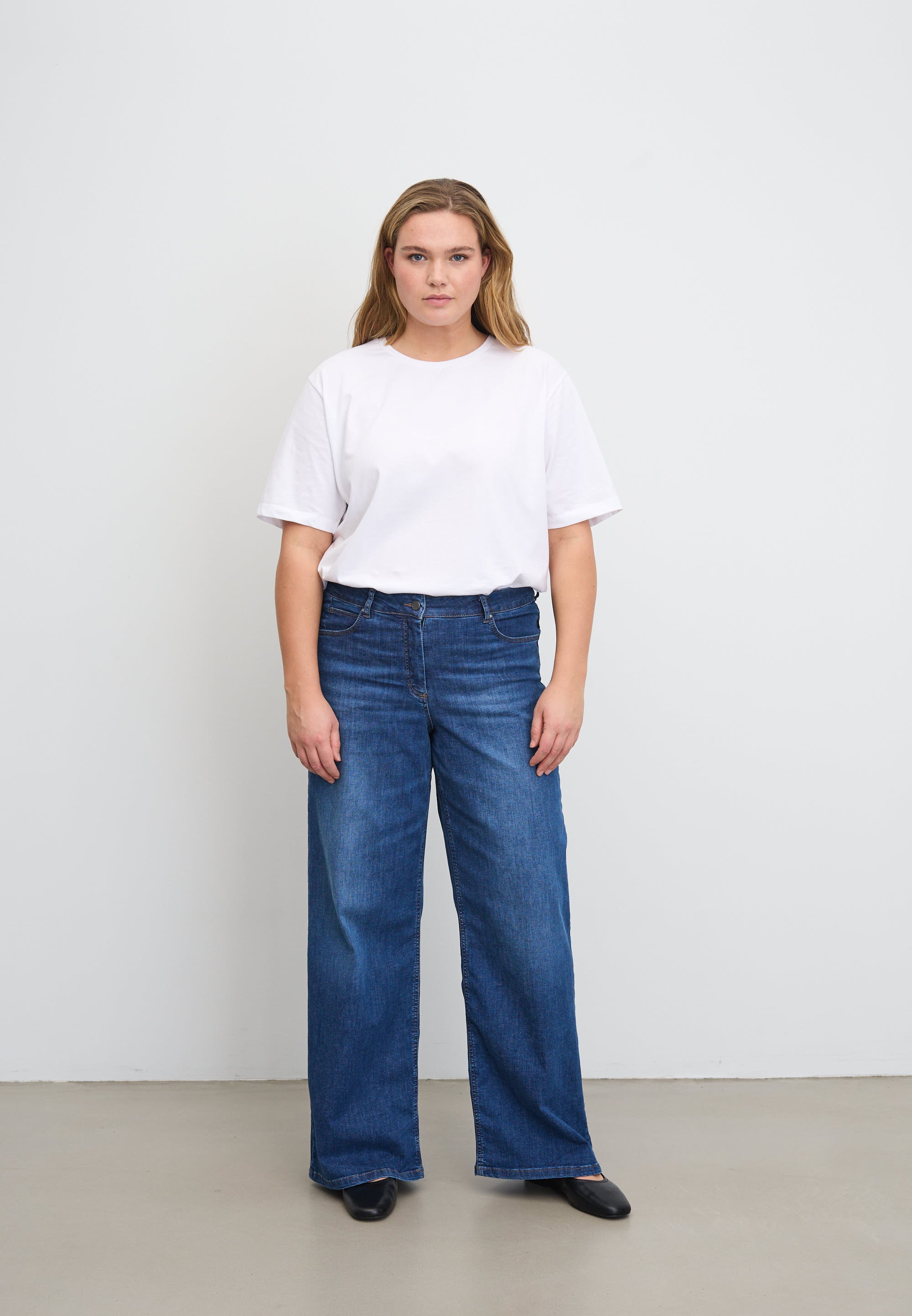 LAURIE  Carol Loose - Medium Length Loose 49399 Washed Blue Denim