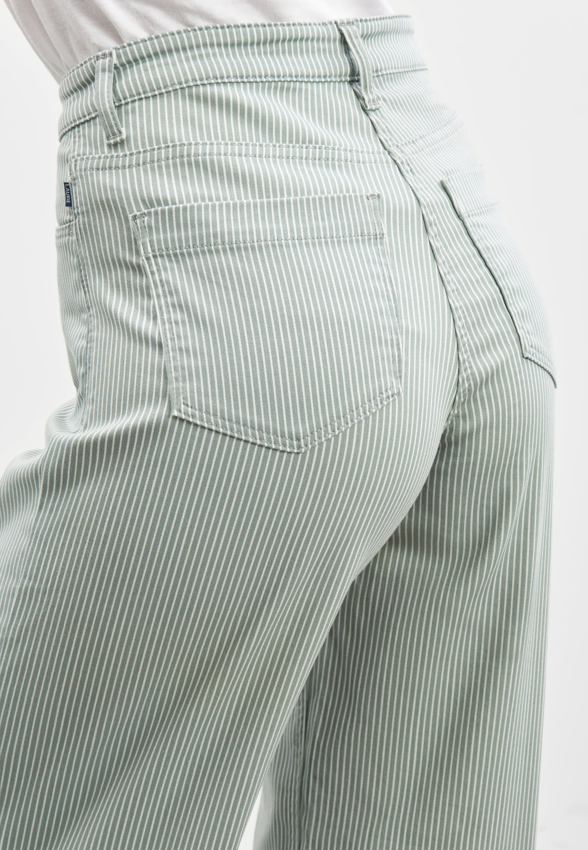 LAURIE  Carol Loose - Medium Length Trousers LOOSE 51397 Sage Stripe