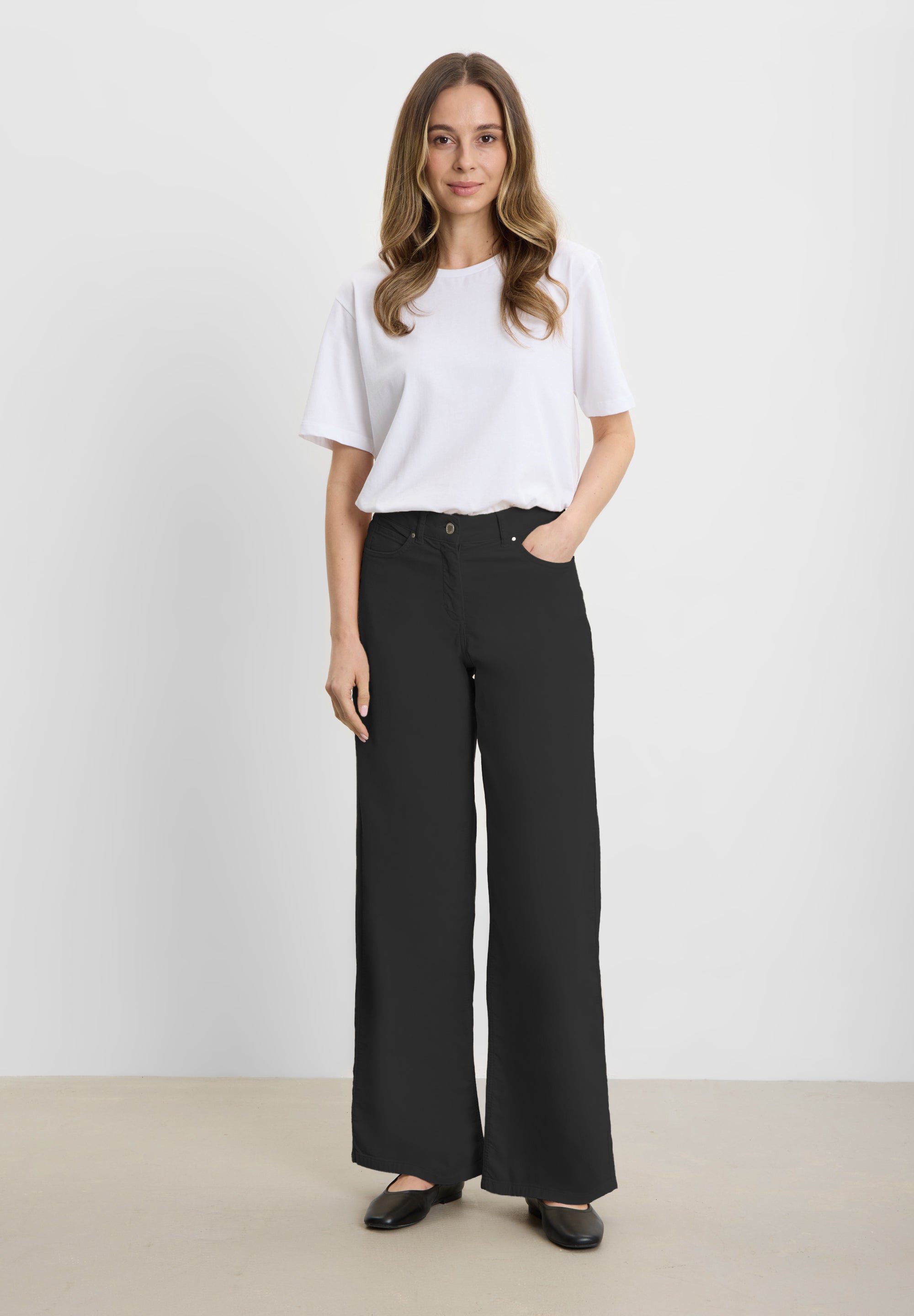 LAURIE Carol Loose ML Loose 99000 Black