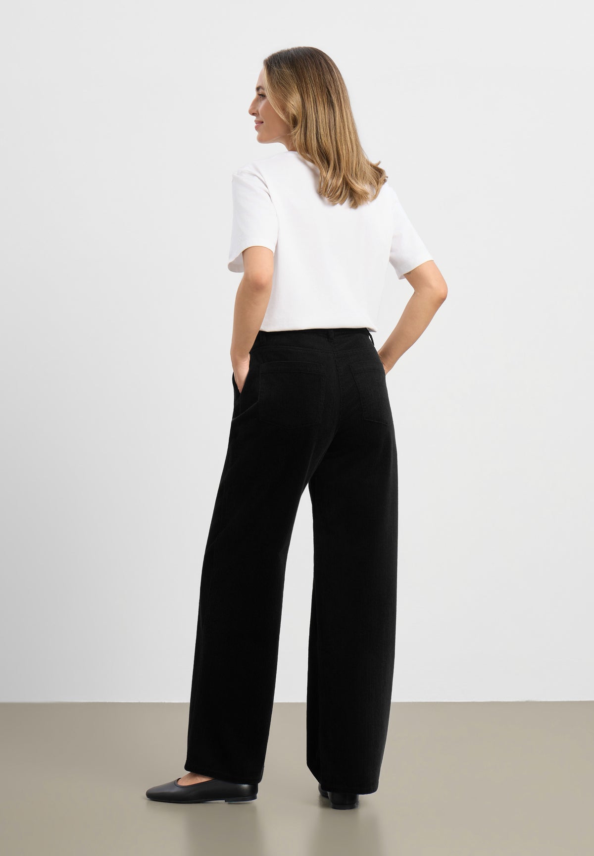 LAURIE Charm Loose Fløyel - Medium Length Loose 99000 Black