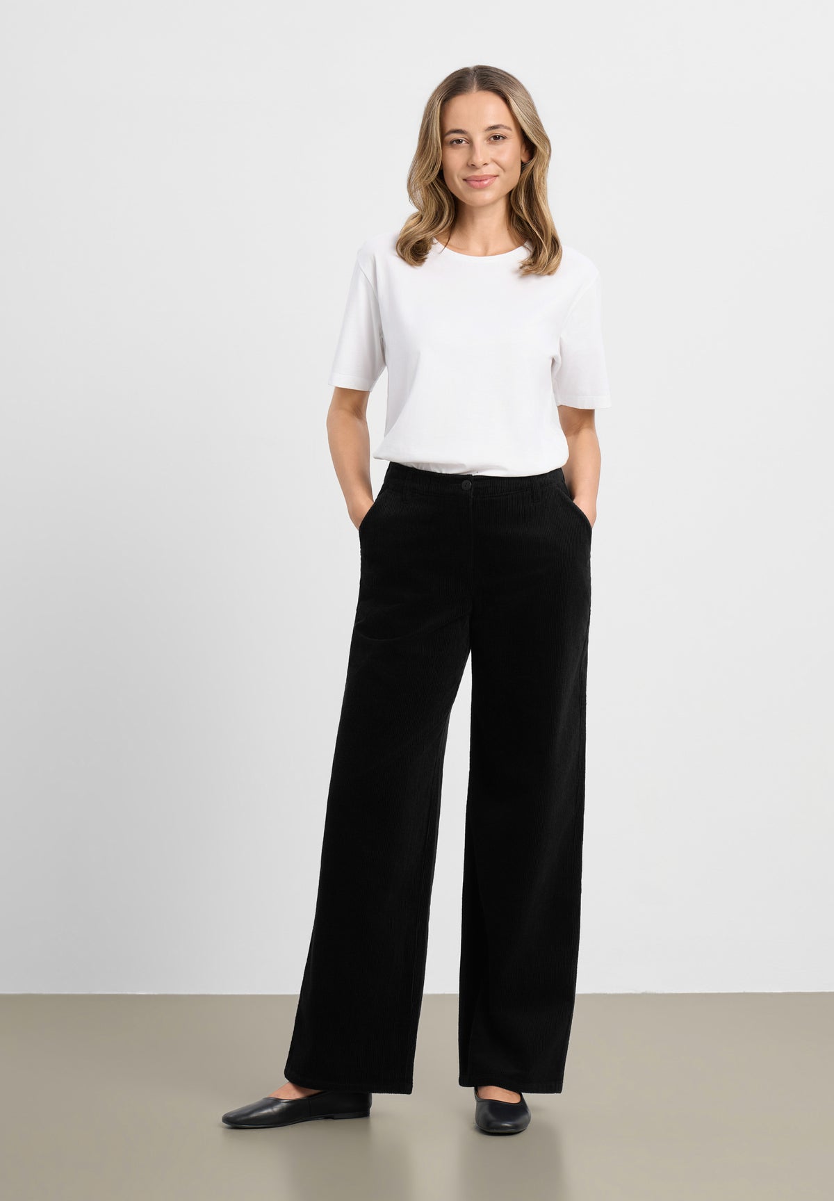 LAURIE Charm Loose Fløyel - Medium Length Loose 99000 Black
