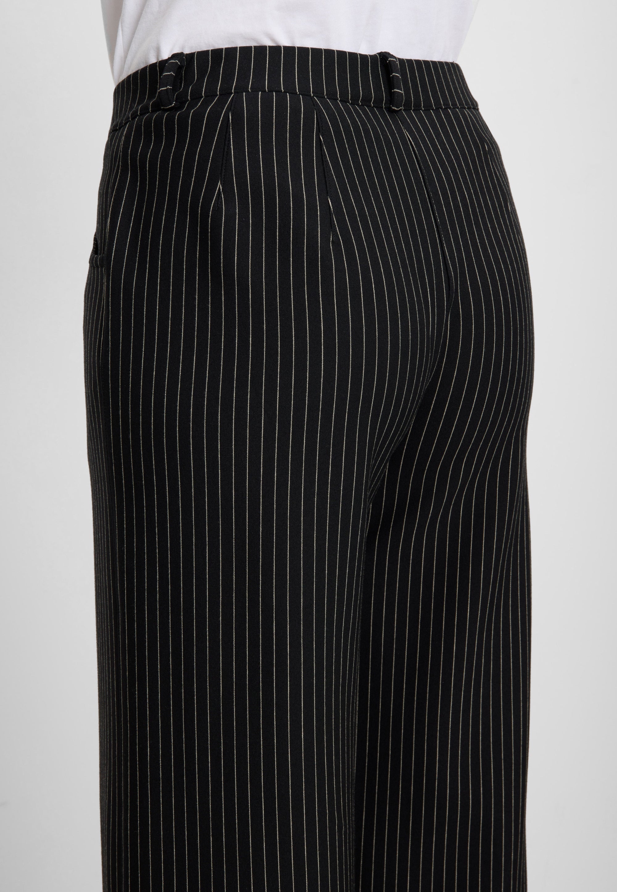 LAURIE Donna Loose Jersey - Medium Length Loose 99027 Black Stripe Brushed