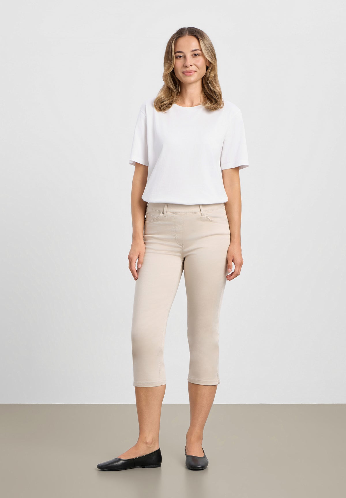LAURIE Hannah Regular - Capri Regular 25102 Grey Sand