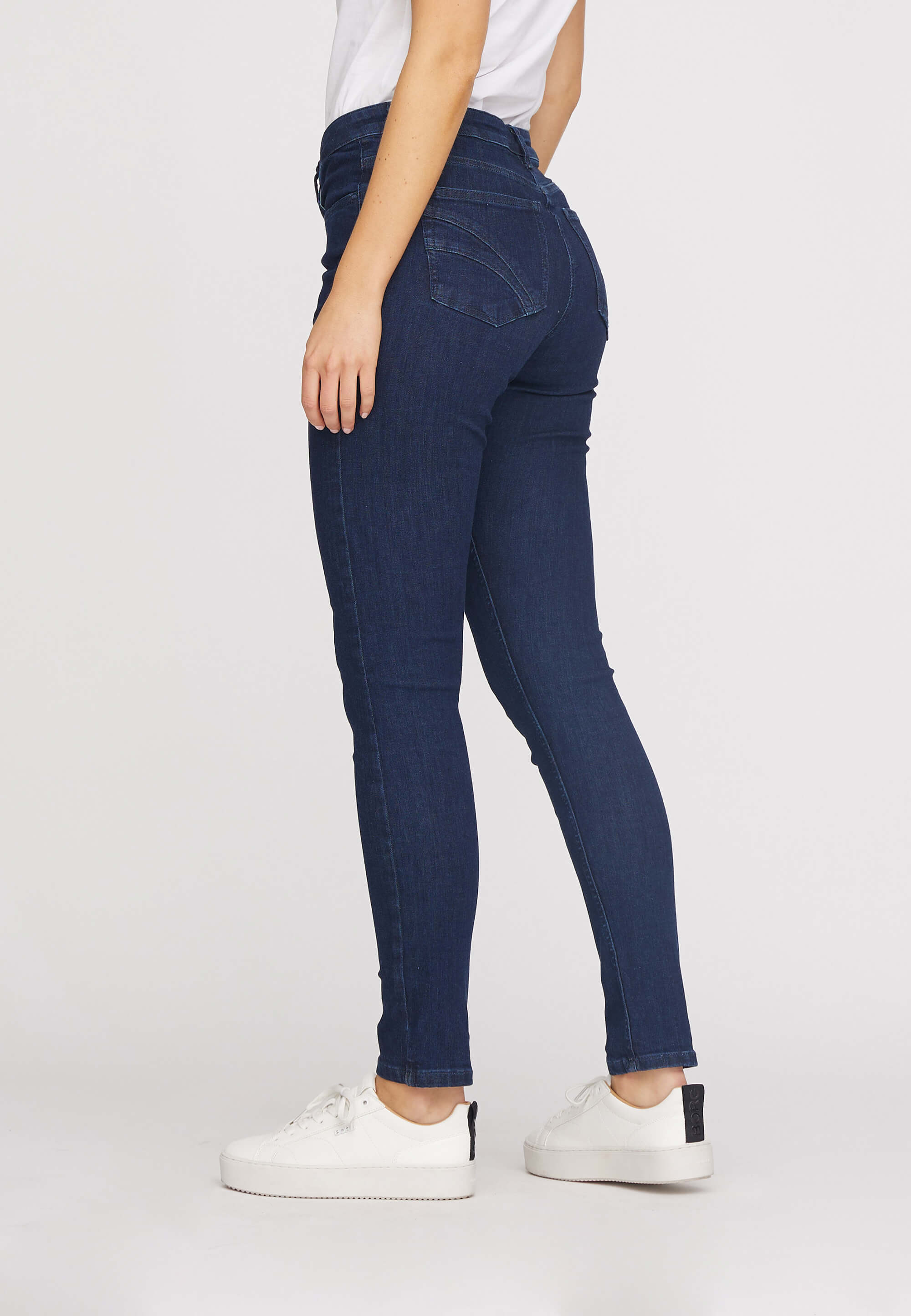LAURIE  Laura Slim - Medium Length - Ecolabel Trousers SLIM 49505 Dark Blue Denim
