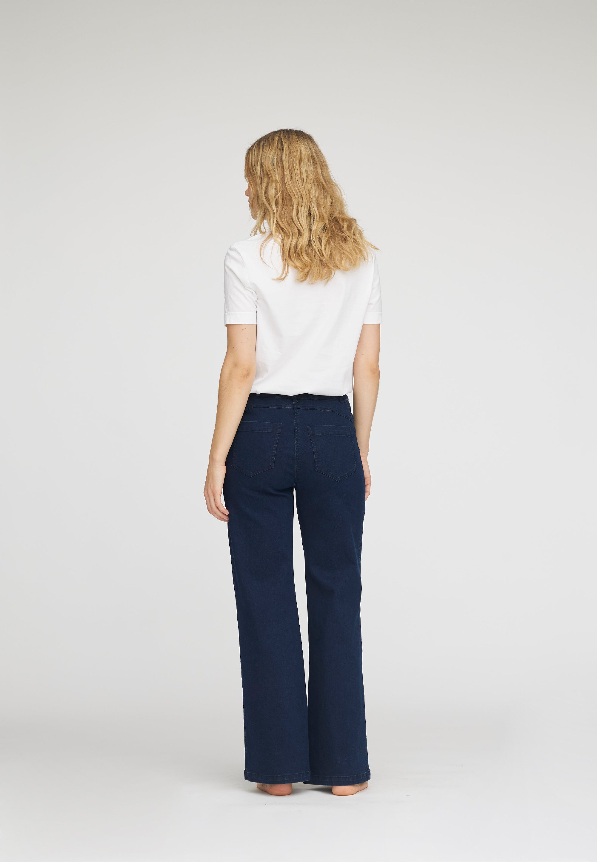 LAURIE  Serene 5-pocket Loose - Medium Length Loose 49520 Dark Blue Denim