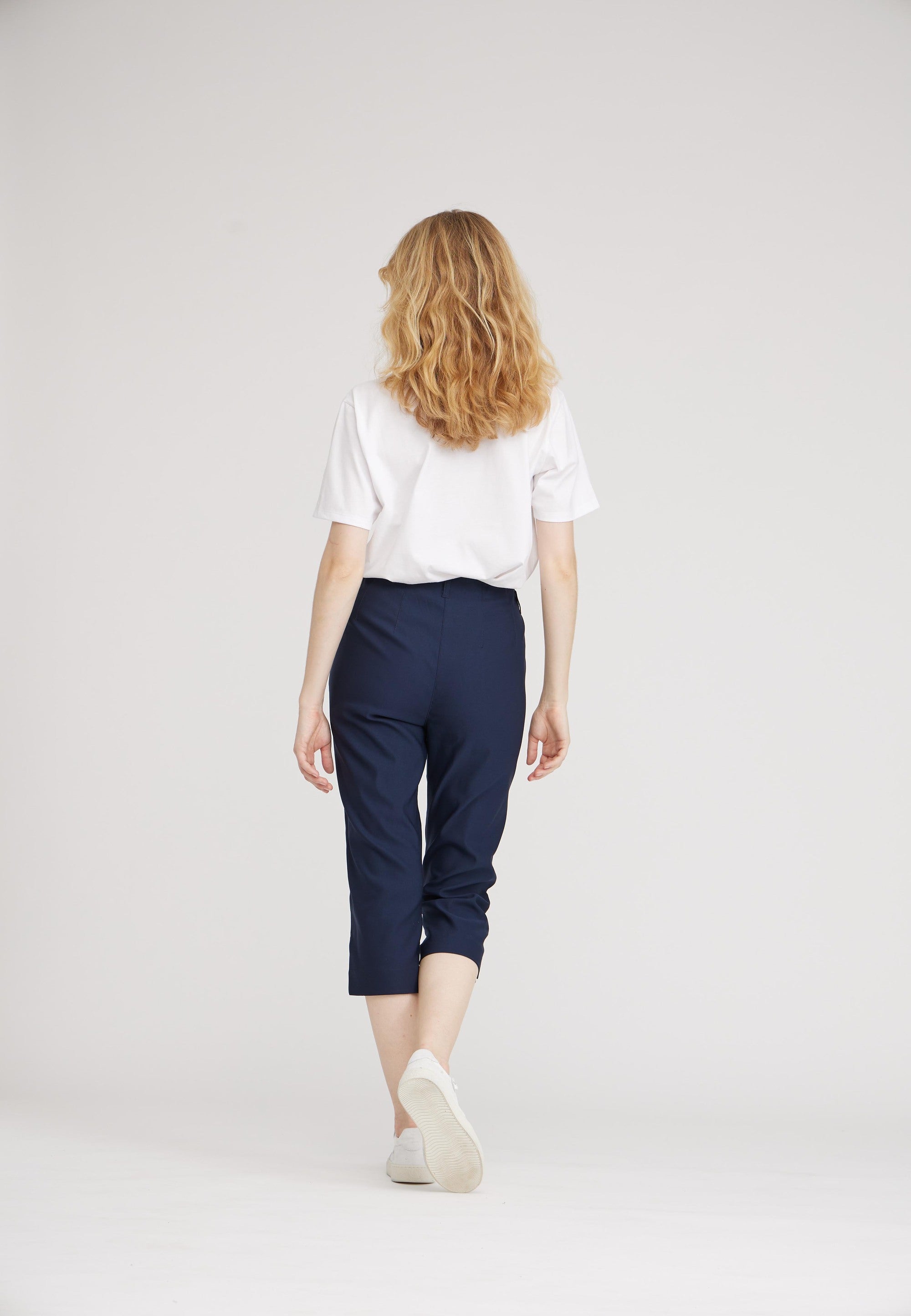 LAURIE Taylor Regular Capri Medium Length Regular 49000 Navy