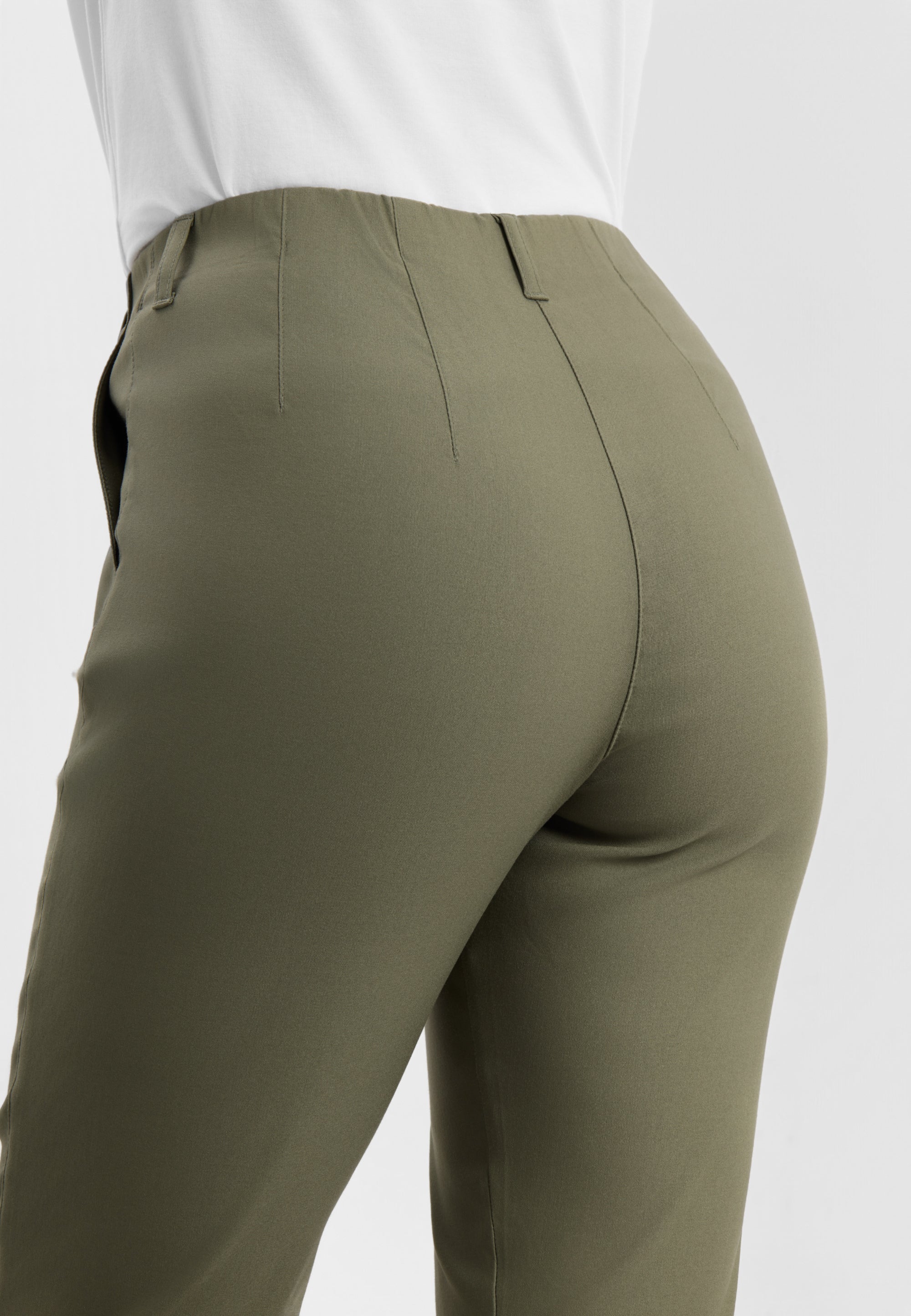 LAURIE Taylor Regular Capri Medium Length Regular 55100 Khaki