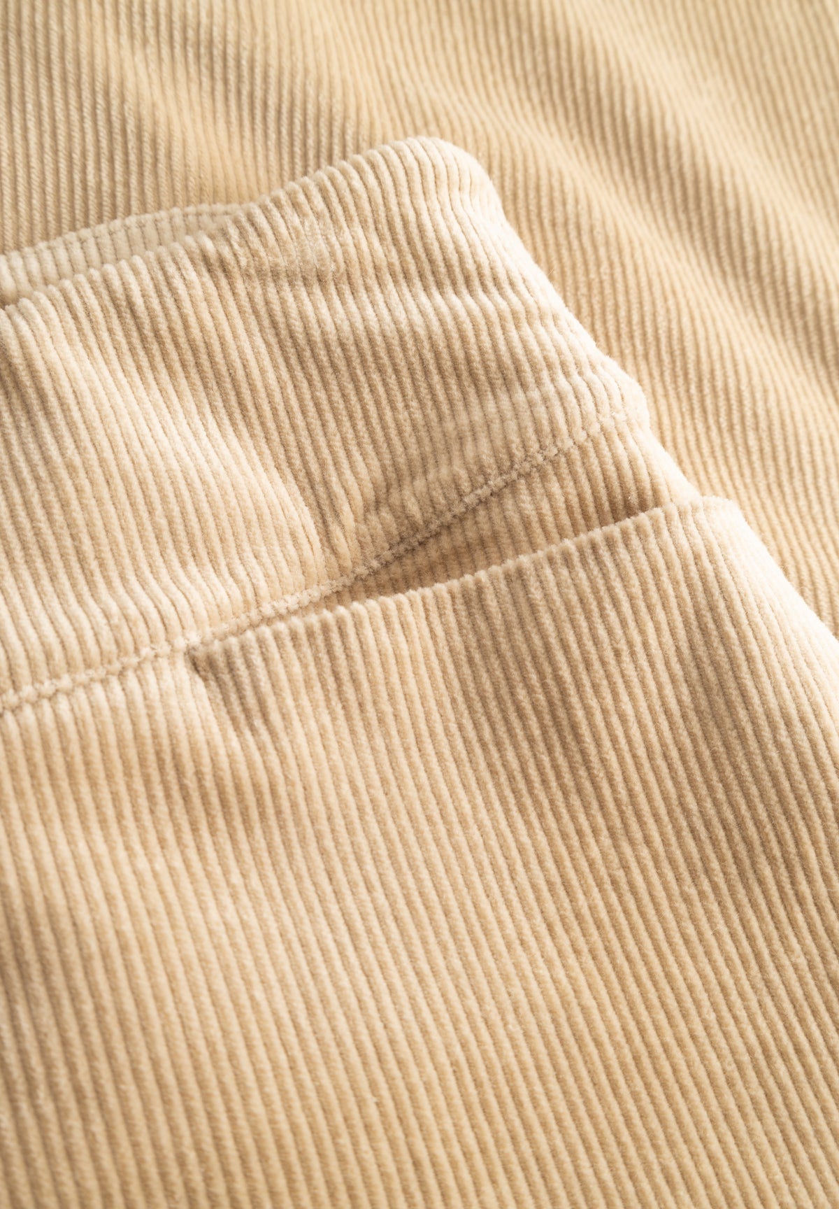 LAURIE Thea Straight Fløyel - Medium Length Straight 28000 Cafe Latte