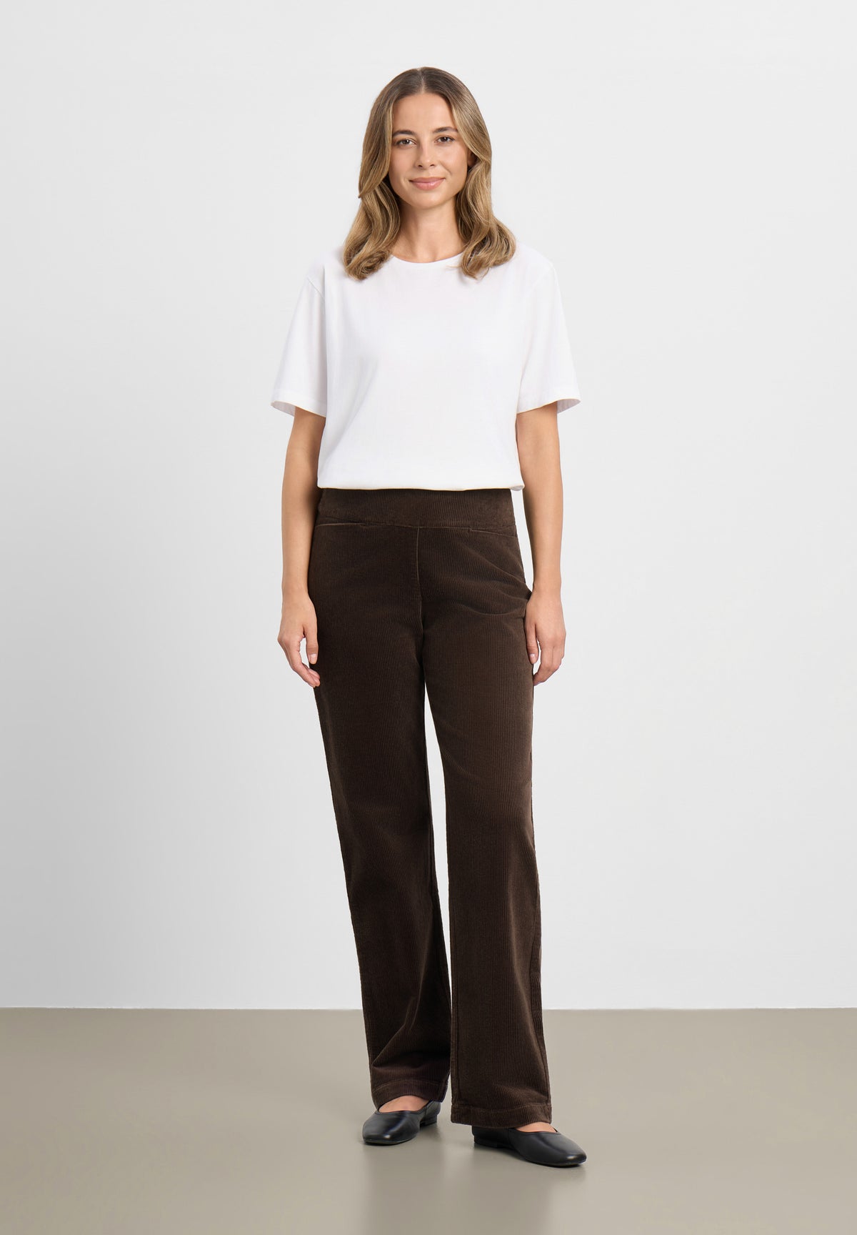 LAURIE Thea Straight Fløyel - Medium Length Straight 88000 Brown