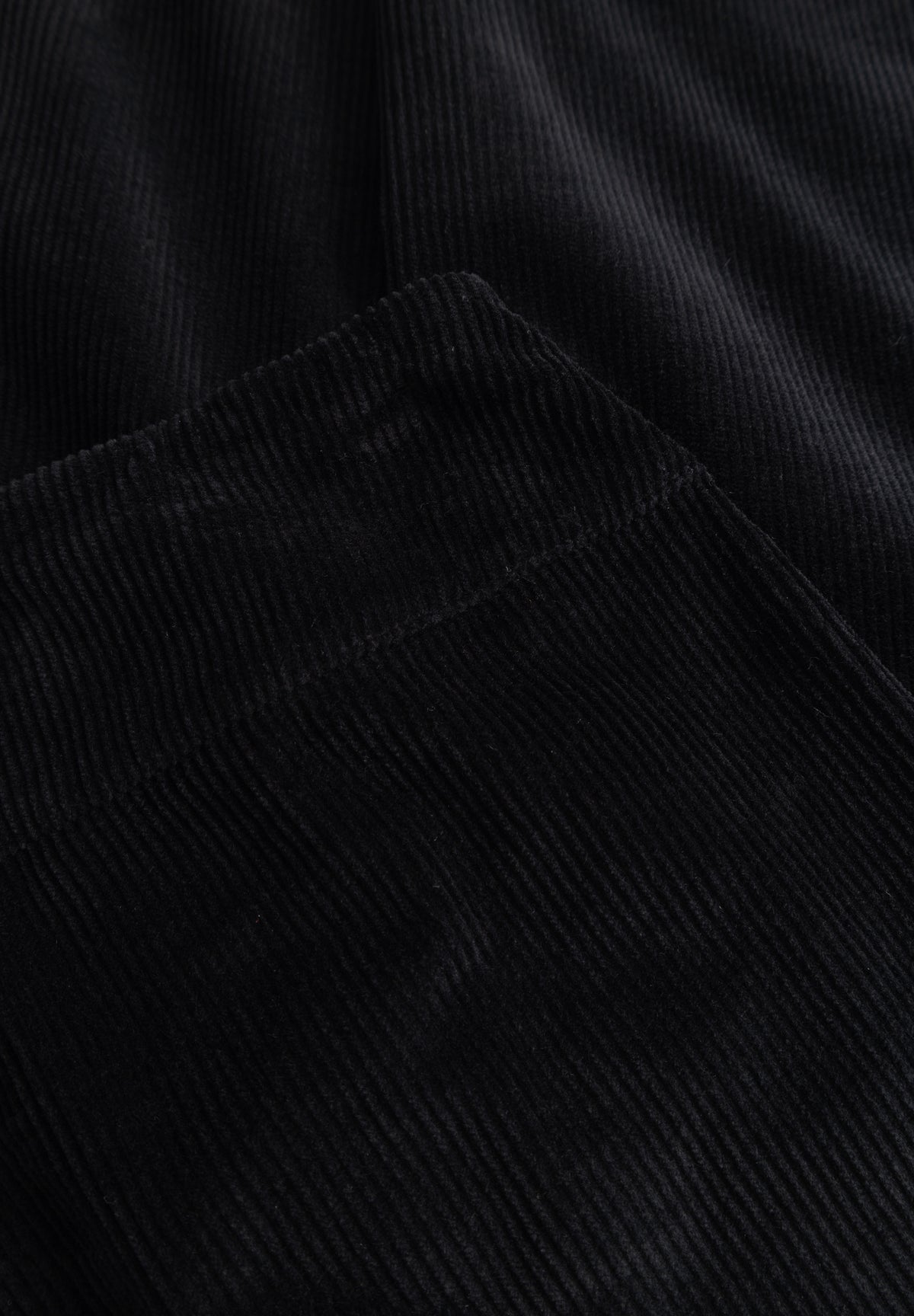 LAURIE Thea Straight ML Straight 99000 Black