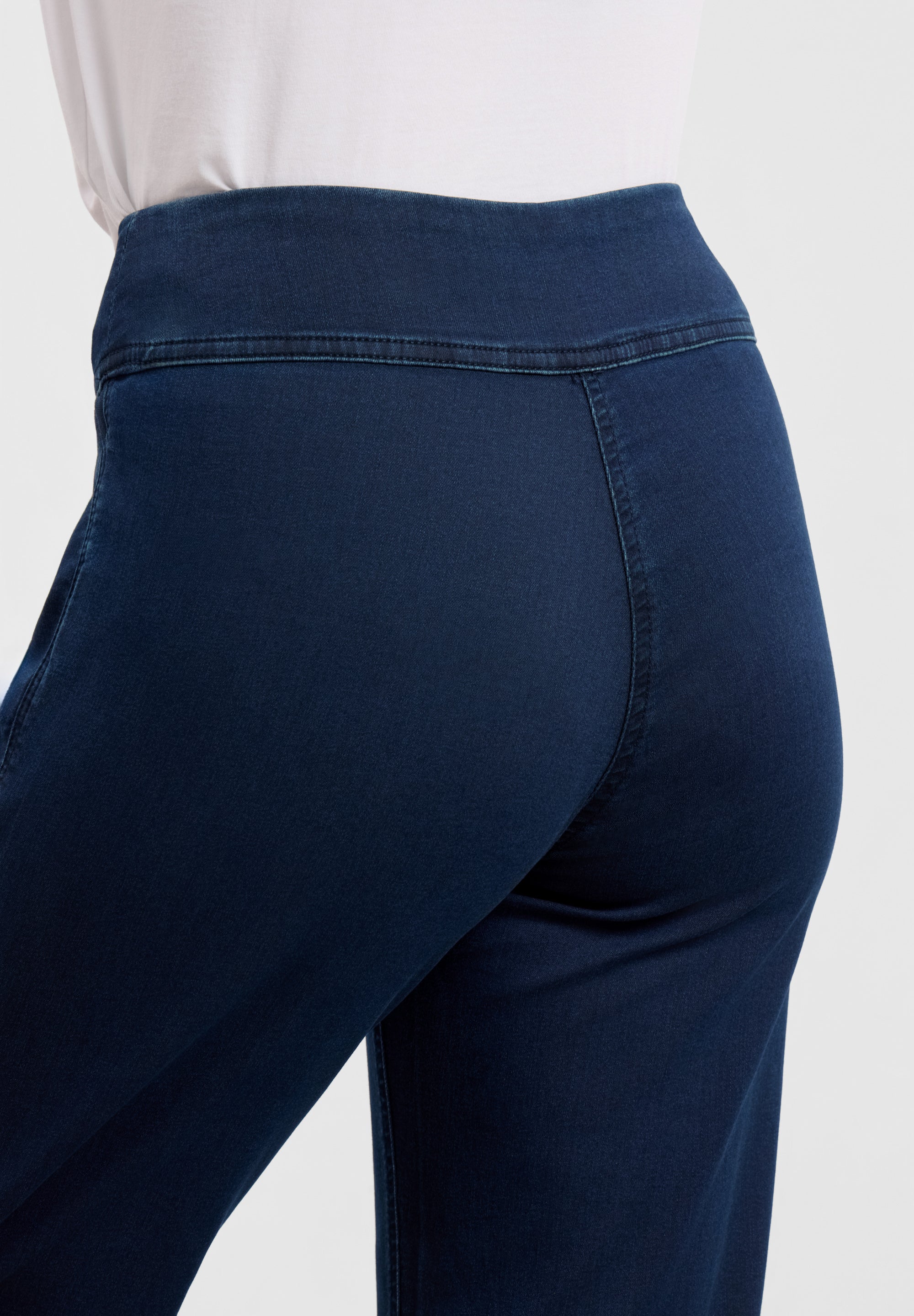 LAURIE Thea Straight SL Straight 49520 Dark Blue Denim