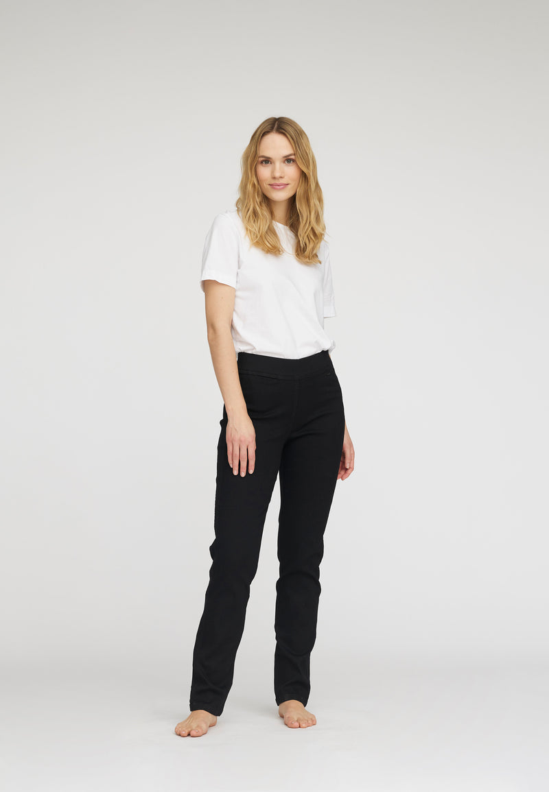 LAURIE Serene Regular ML Trousers REGULAR 99000 Black
